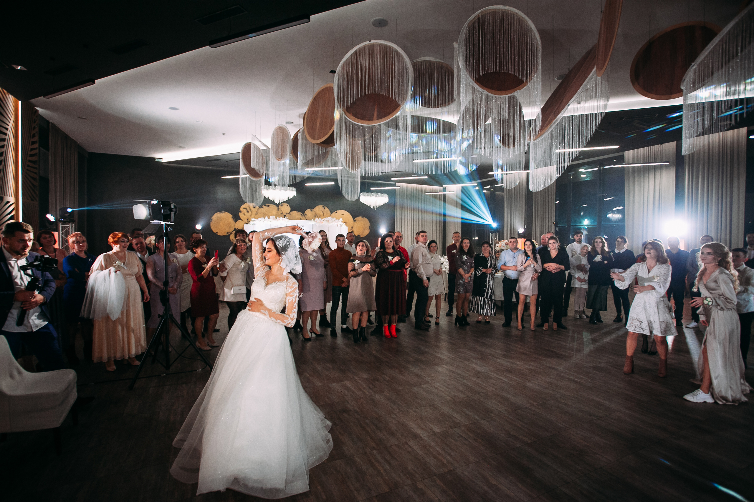 Весілля Ігоря та Діани (Рівне). Фотограф Ігор Тополенко Арт- фото та весільна фотографія Україна Київ