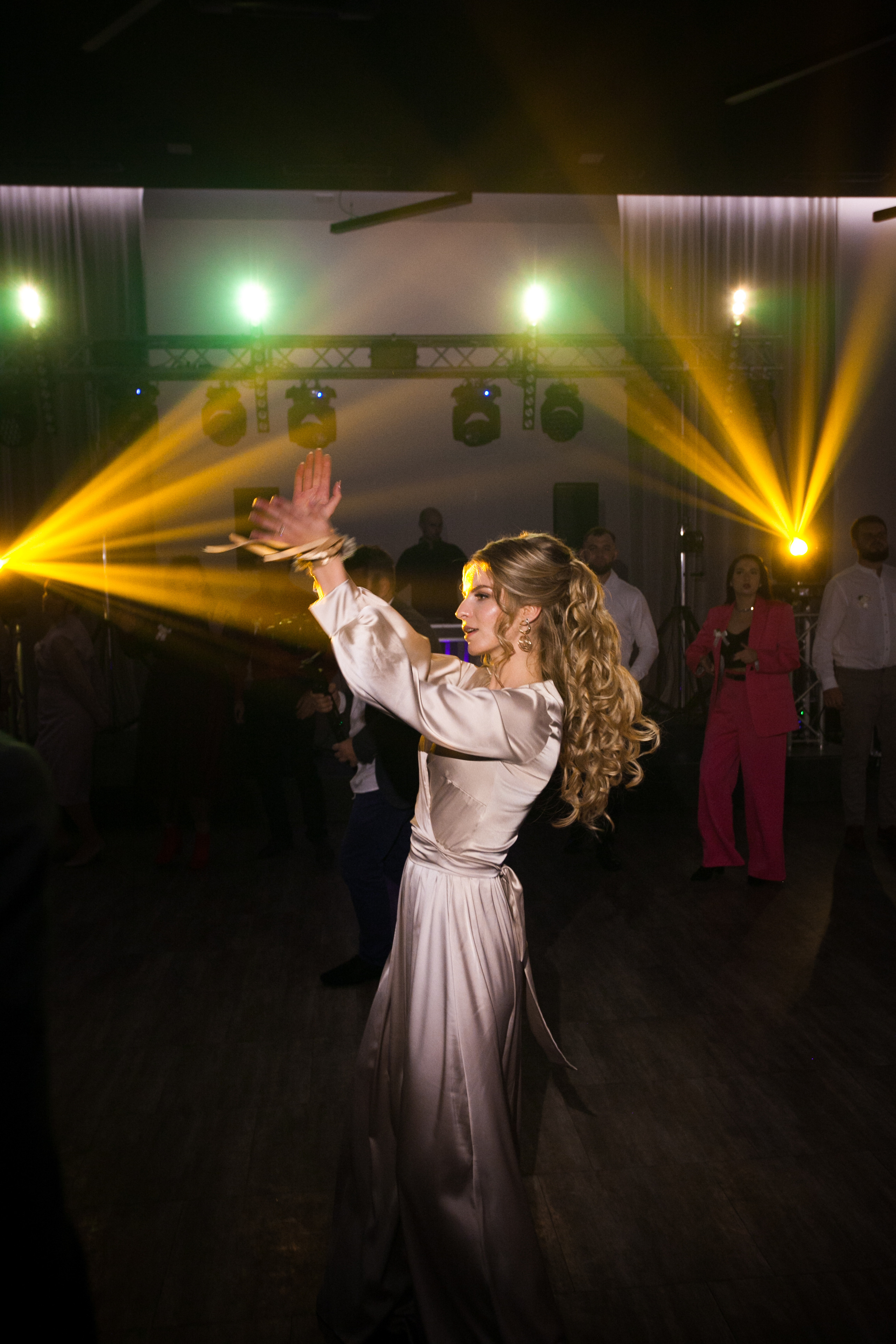 Весілля Ігоря та Діани (Рівне). Фотограф Ігор Тополенко Арт- фото та весільна фотографія Україна Київ