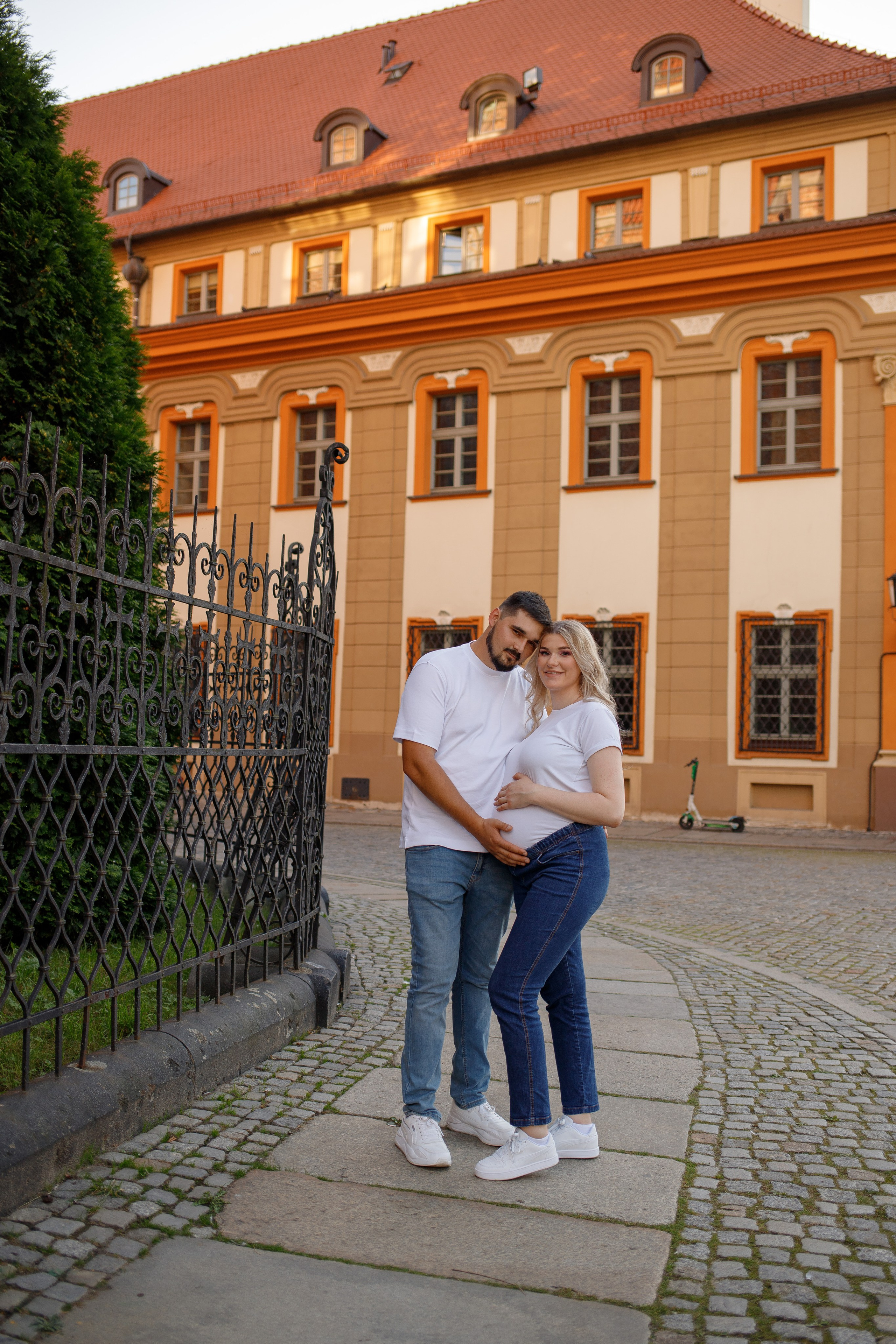 Фотосесія вагітності в місті. Сімейний фотограф Вроцлав - Анна Цуканова