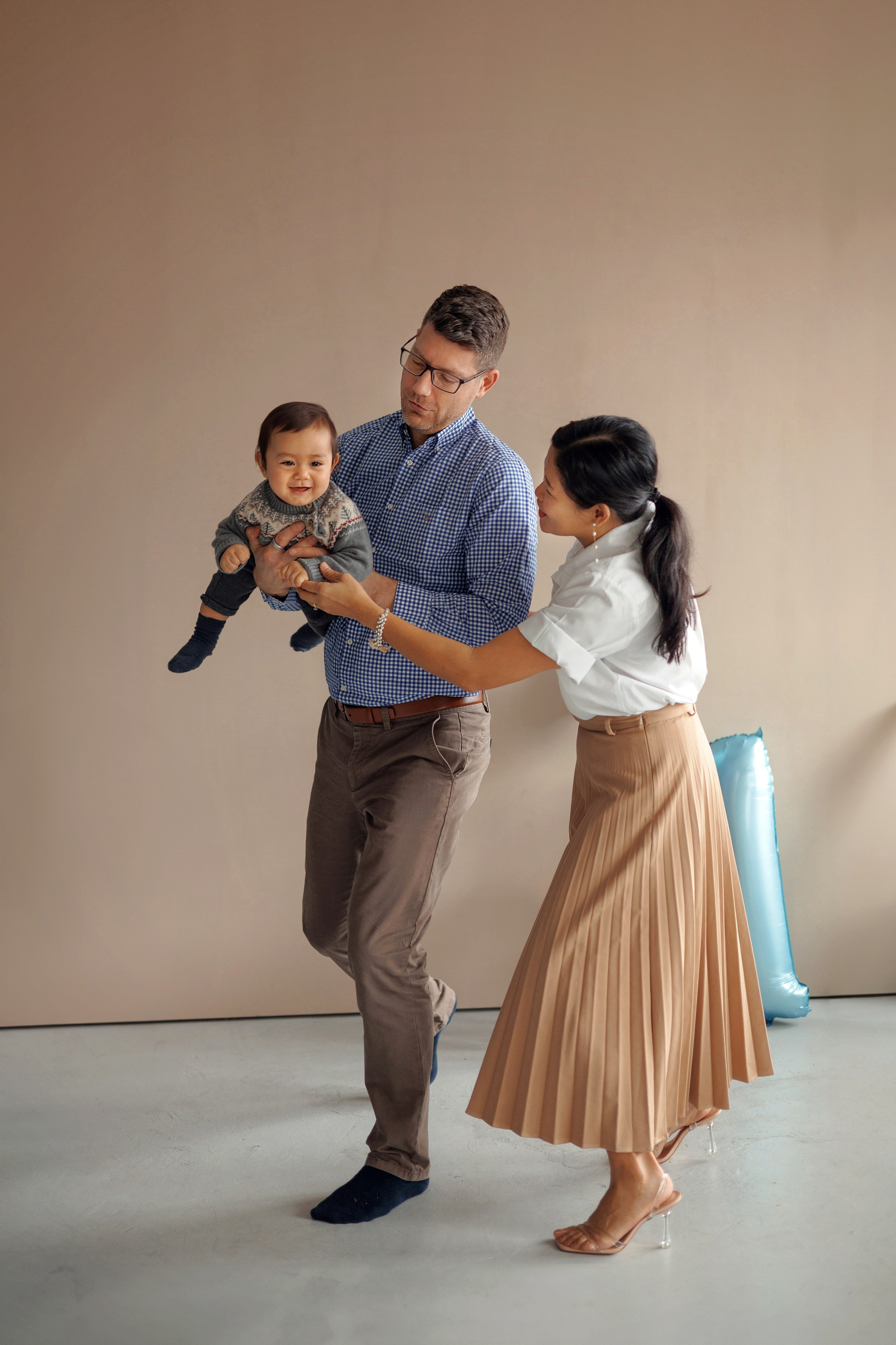 Сімейні зйомки в студії. Сімейний фотограф Вроцлав - Анна Цуканова