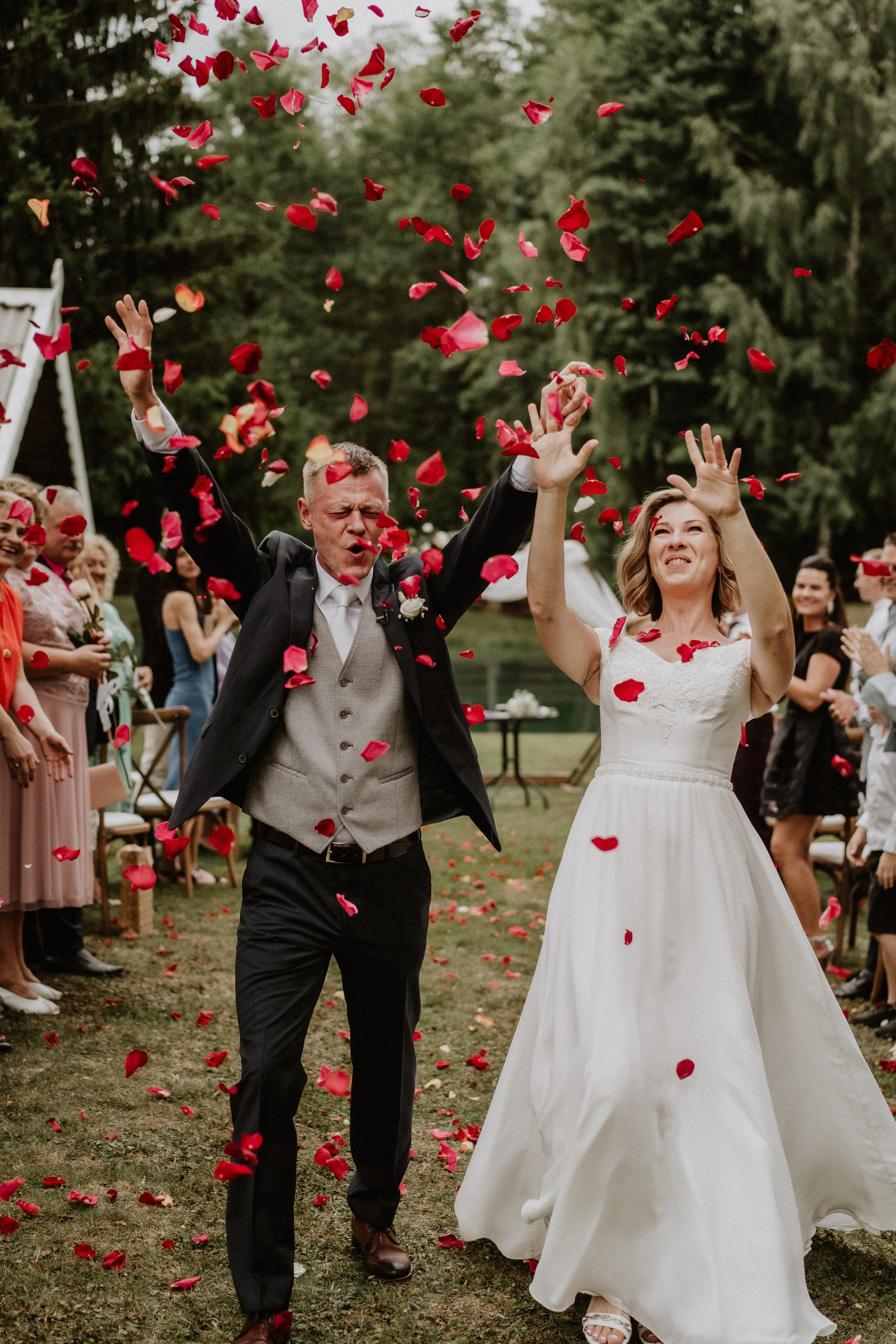 Vilmanas Violeta. Authentic Wedding Videography