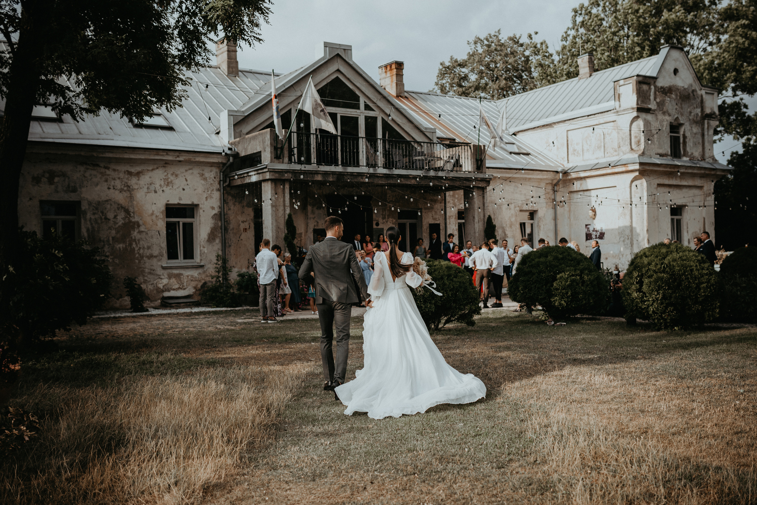 Deividas Ugne. Authentic Wedding Videography