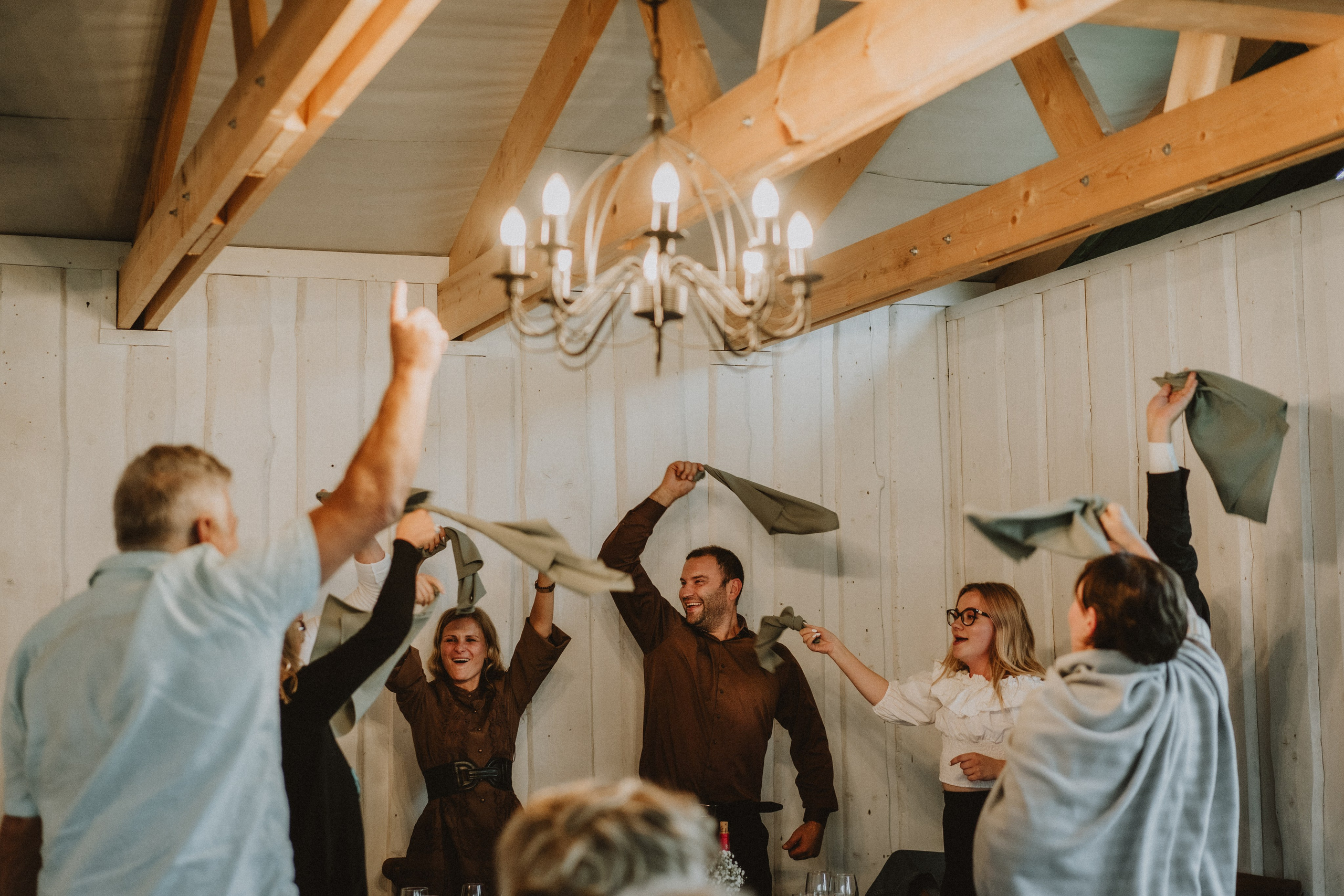 Vilmanas Violeta. Authentic Wedding Videography