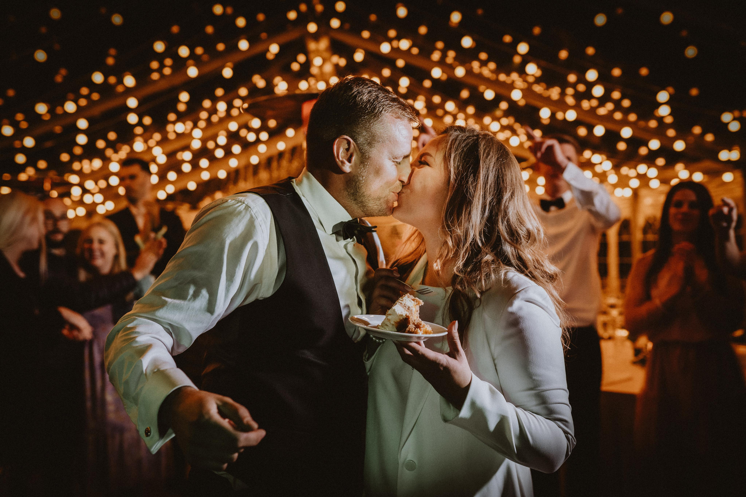 Saule Matas. Authentic Wedding Videography