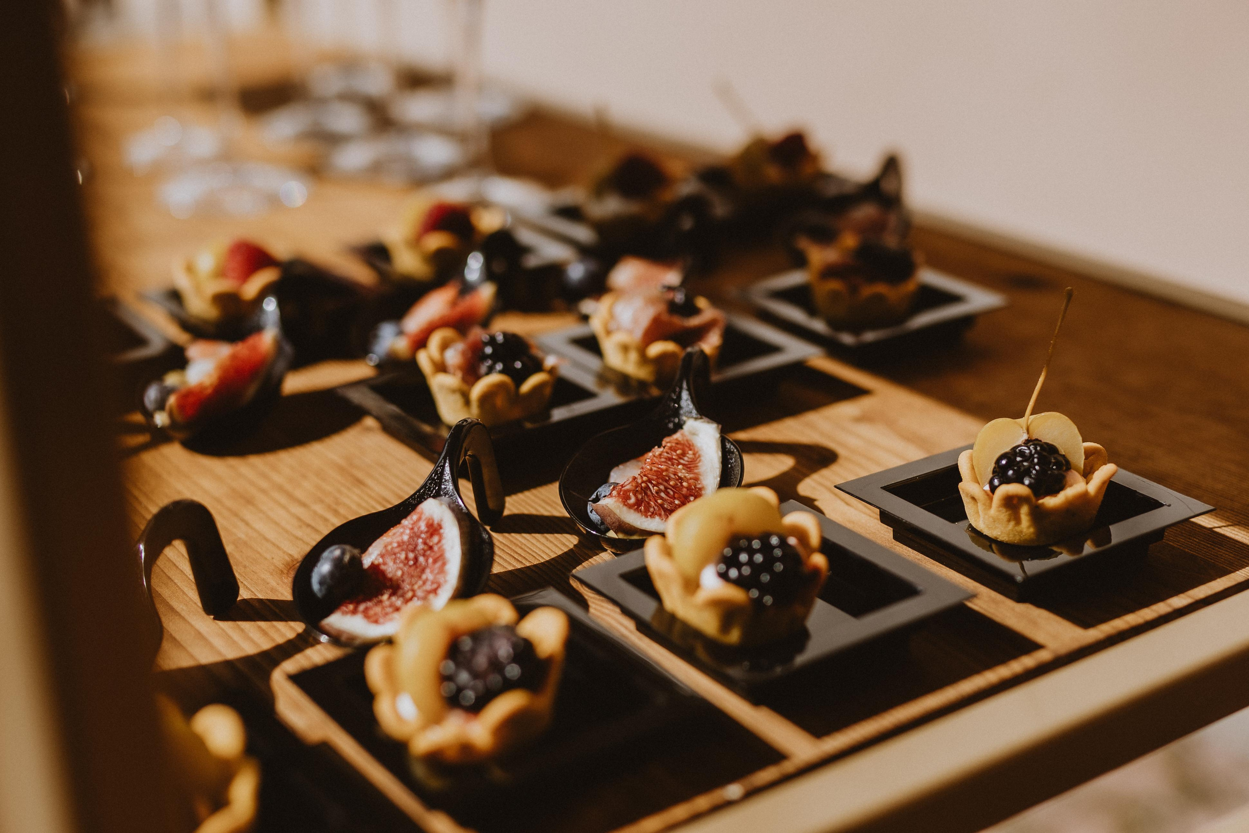 Saule Matas. Authentic Wedding Videography