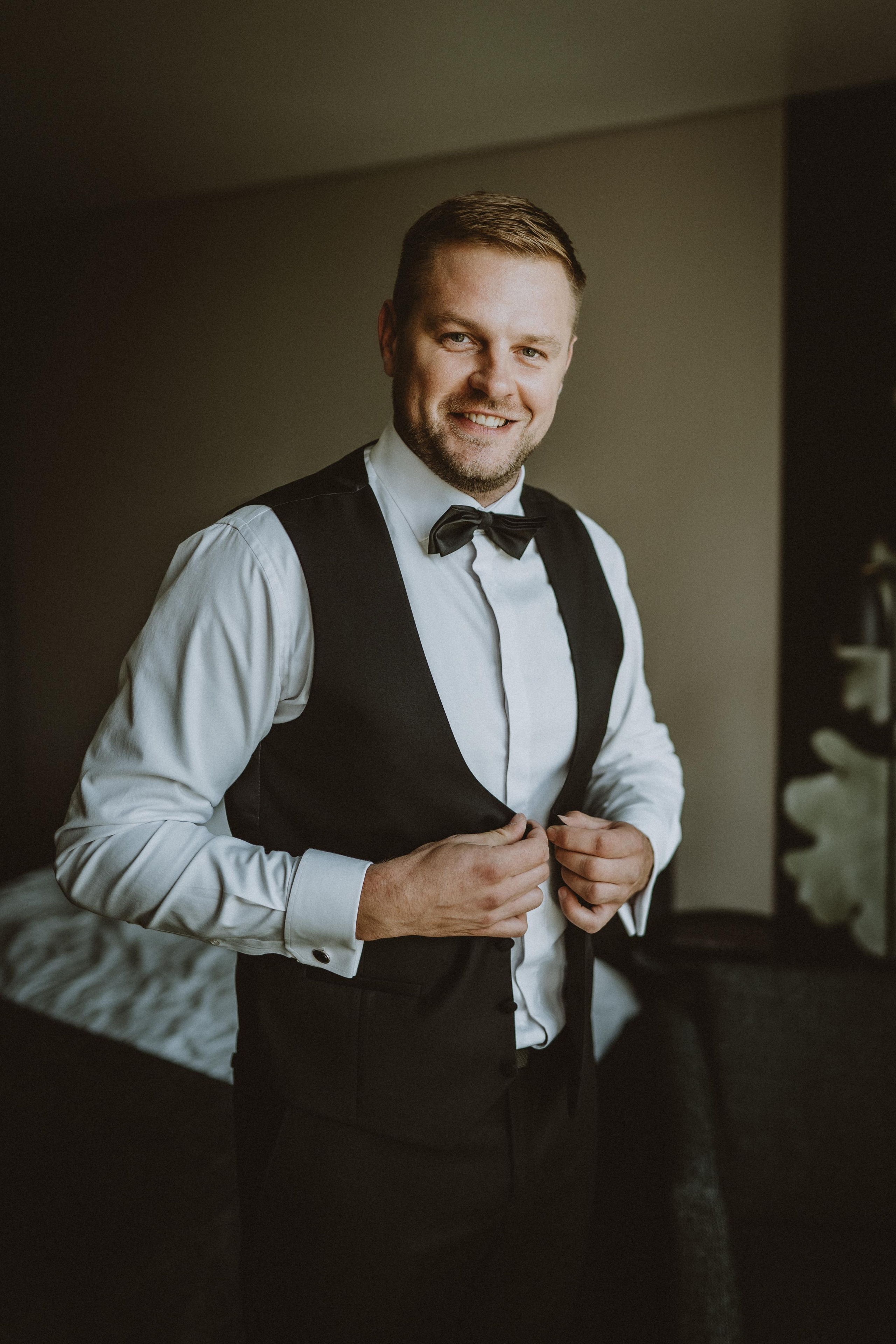 Saule Matas. Authentic Wedding Videography