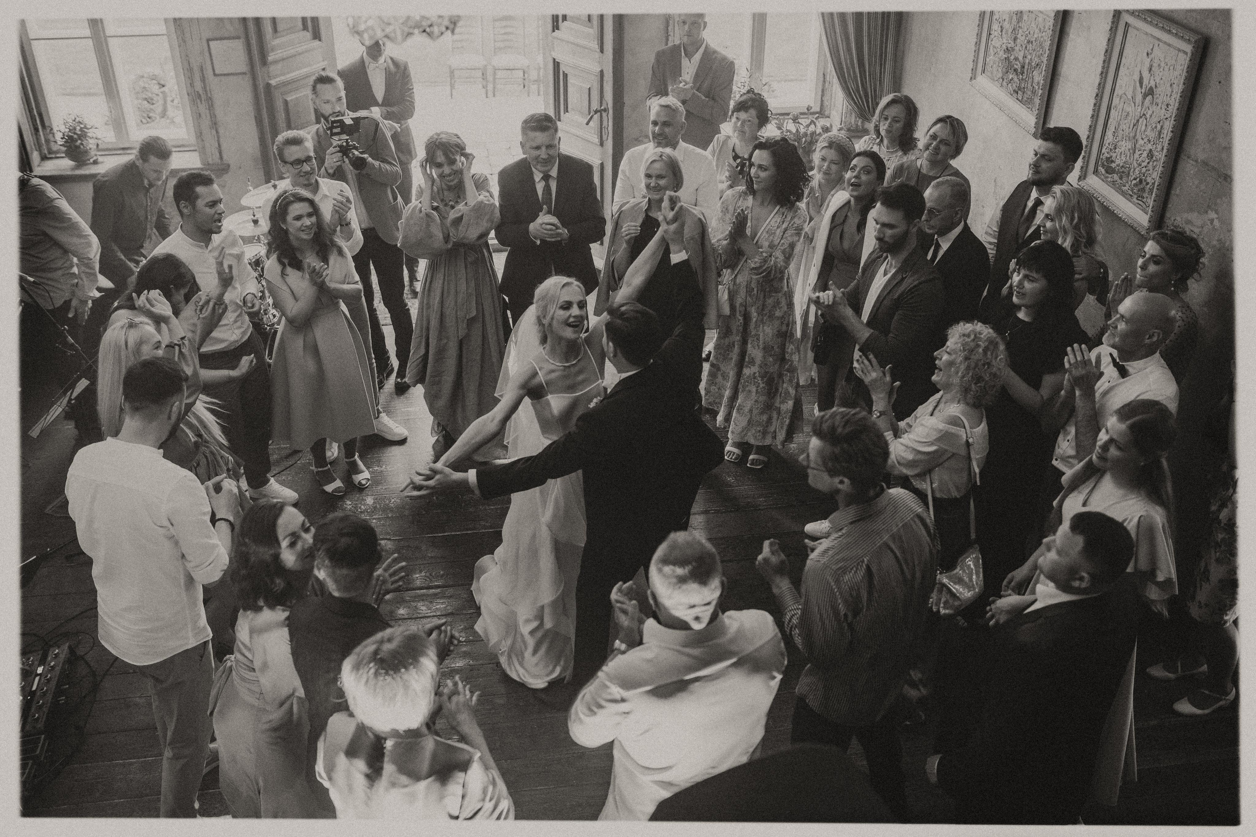 EMils Izabele. Authentic Wedding Videography