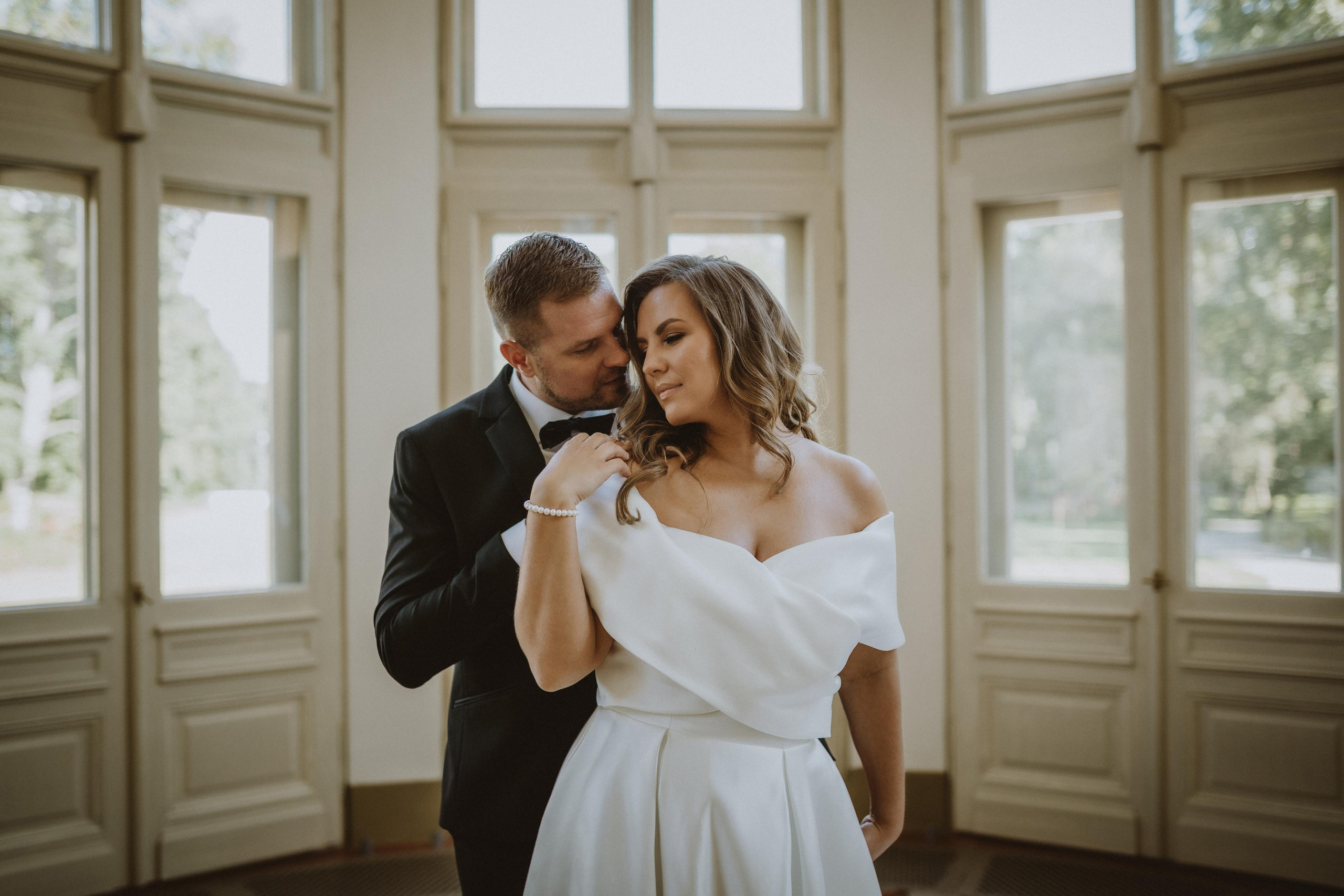 Saule Matas. Authentic Wedding Videography