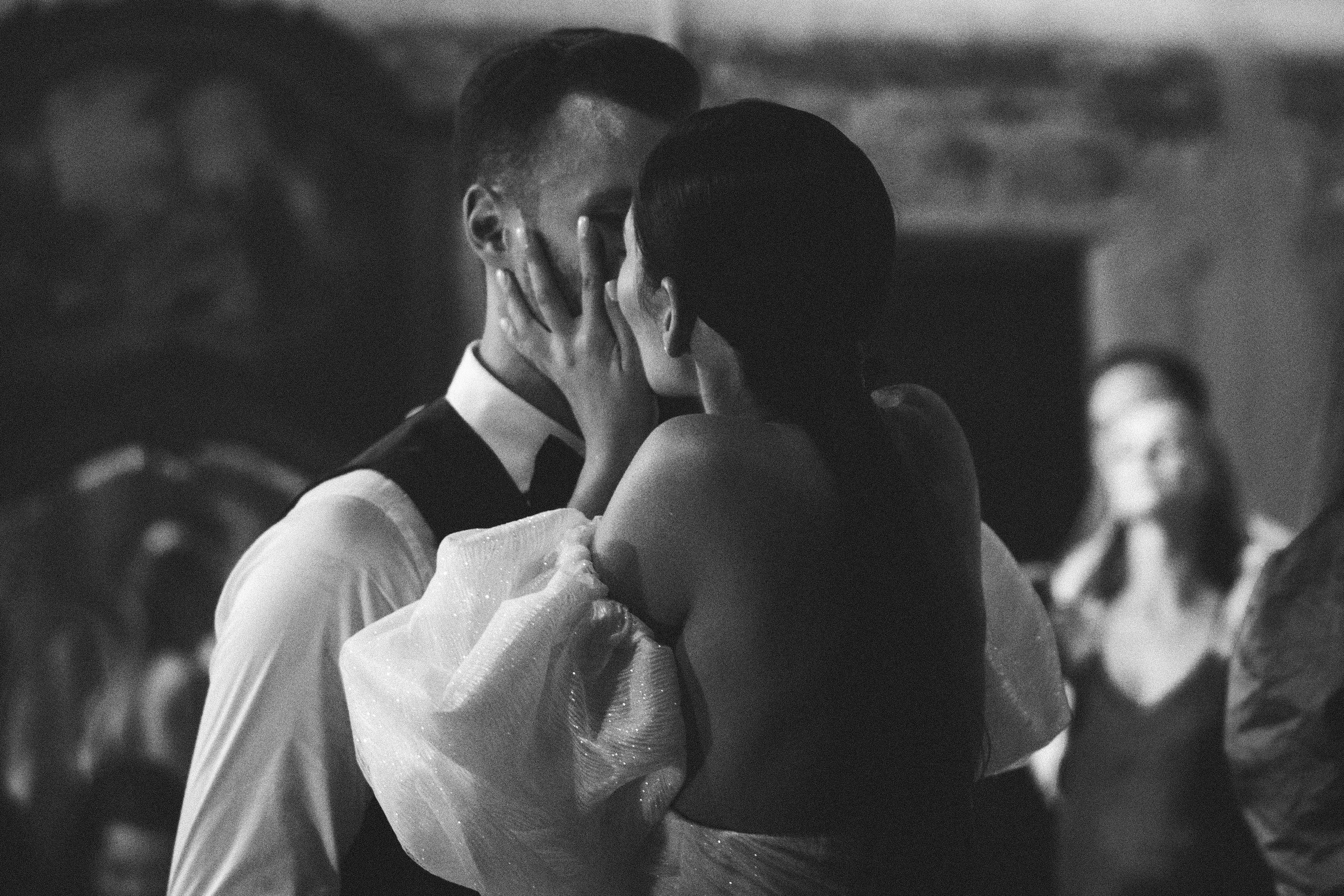 Deividas Ugne. Authentic Wedding Videography