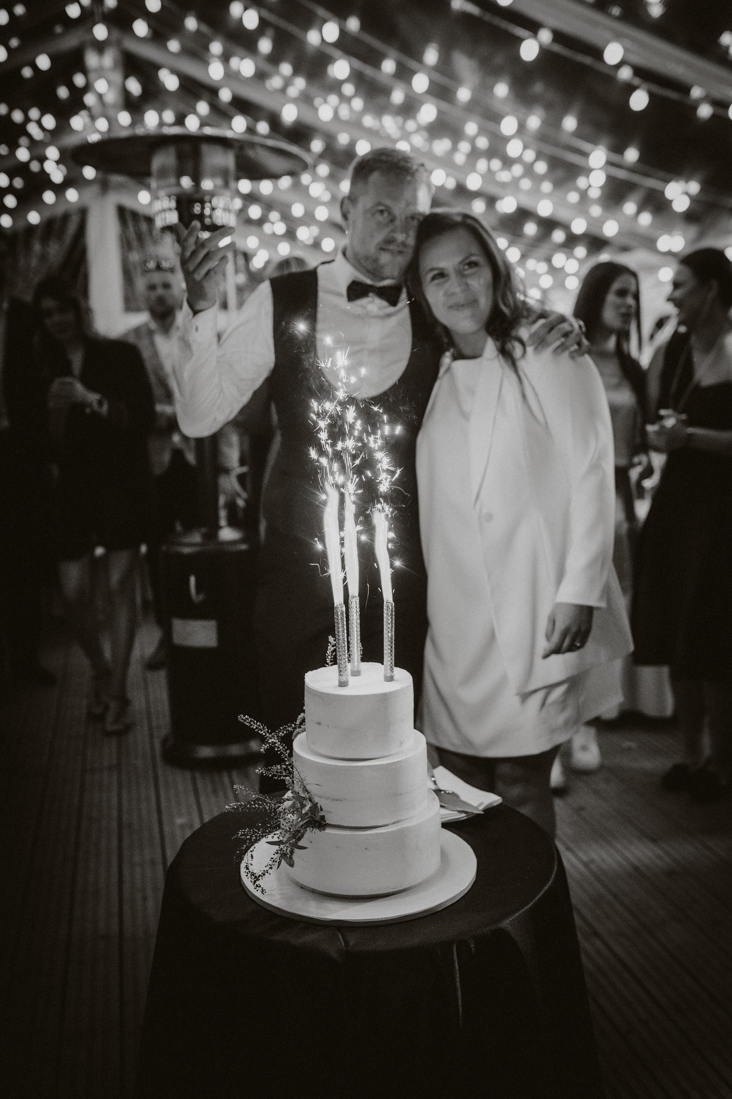 Saule Matas. Authentic Wedding Videography