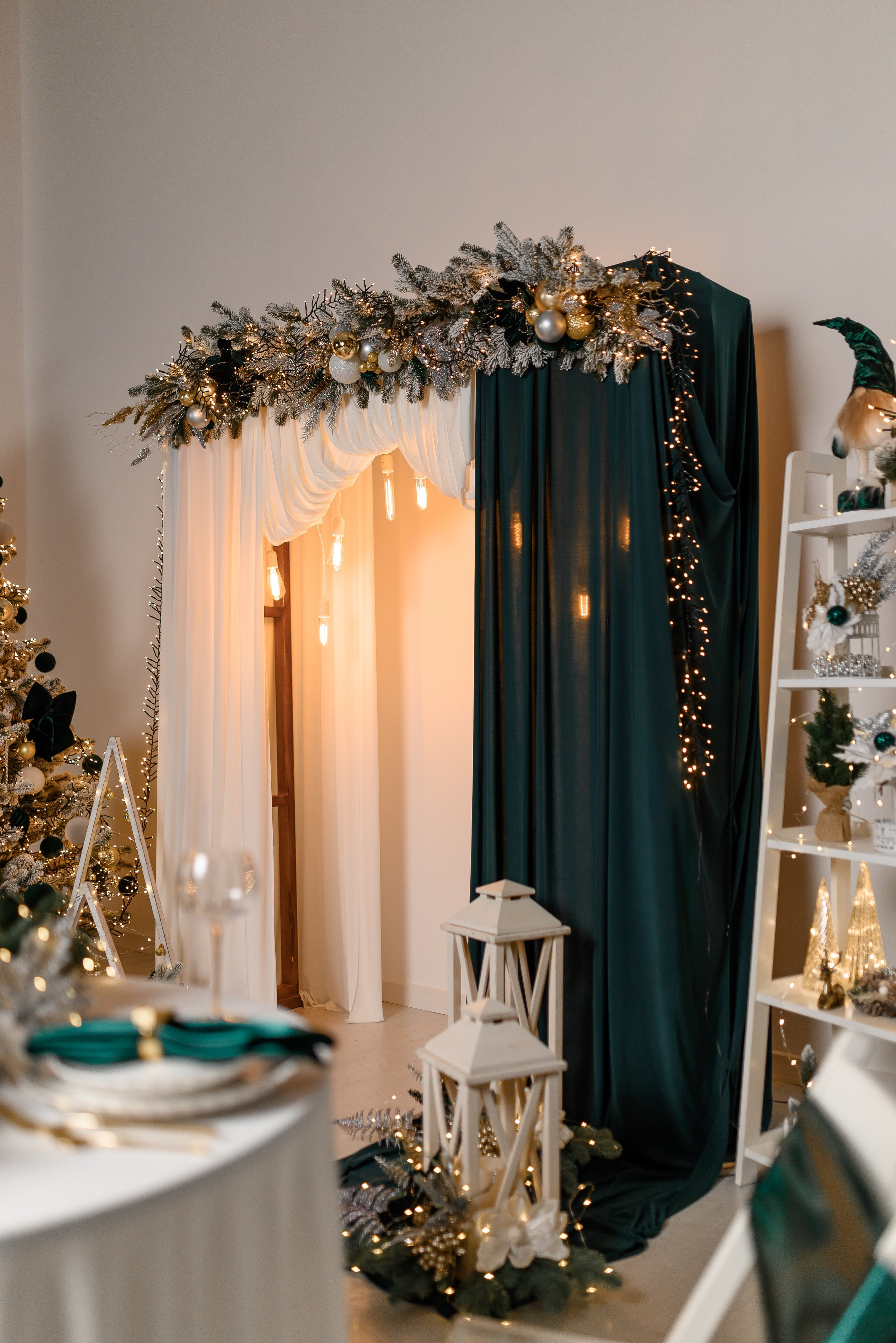 Новорічна фотосесія у фотостудії PROSTOR | Сімейна фотозйомка з Юрієм Носачем. Фотограф — Юрій Носач