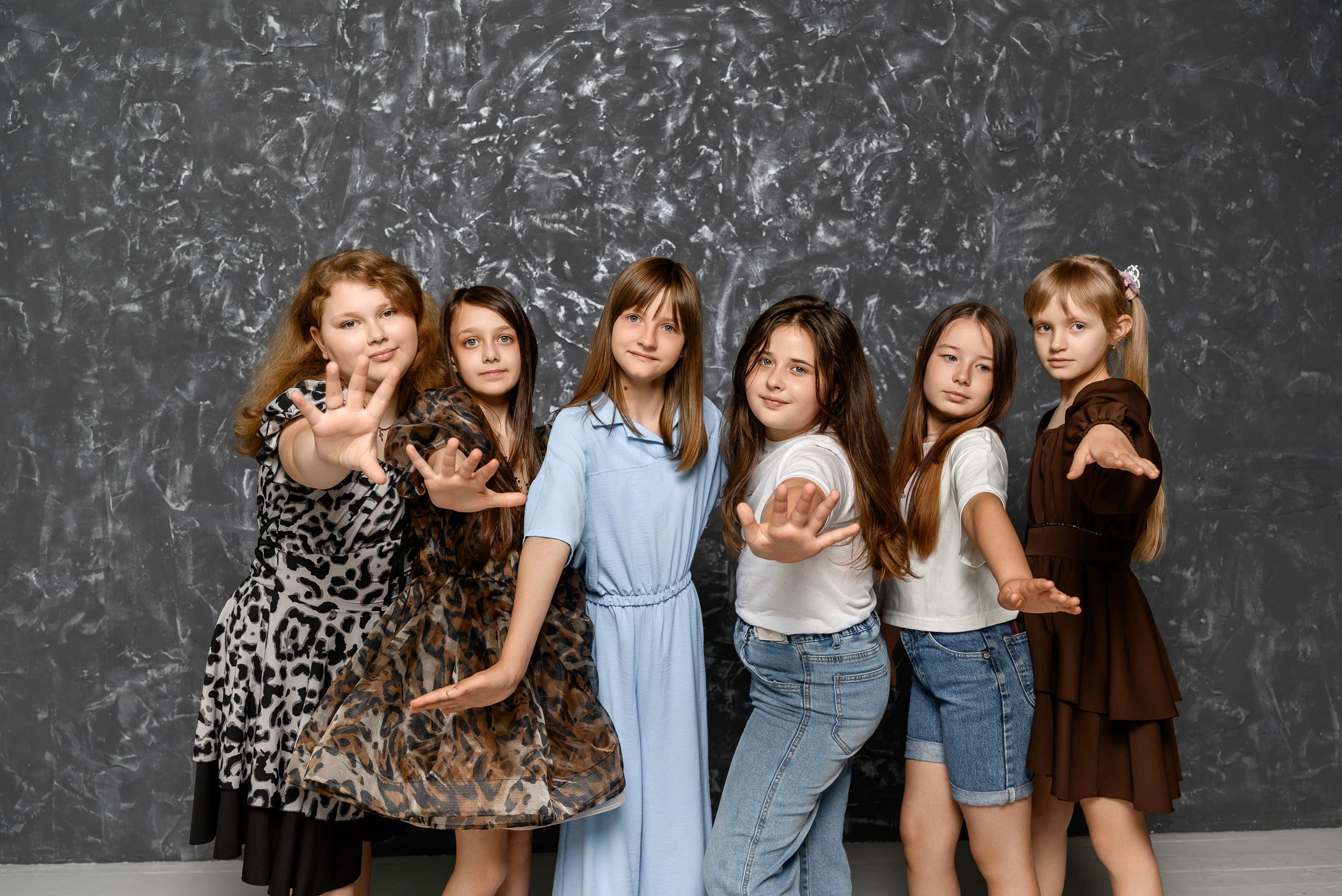Випускні альбоми - 4 клас. Фотограф — Юрій Носач | Весільна, сімейна, дитяча, випускна зйомка, фотокниги | Канів, Черкаси, Київ