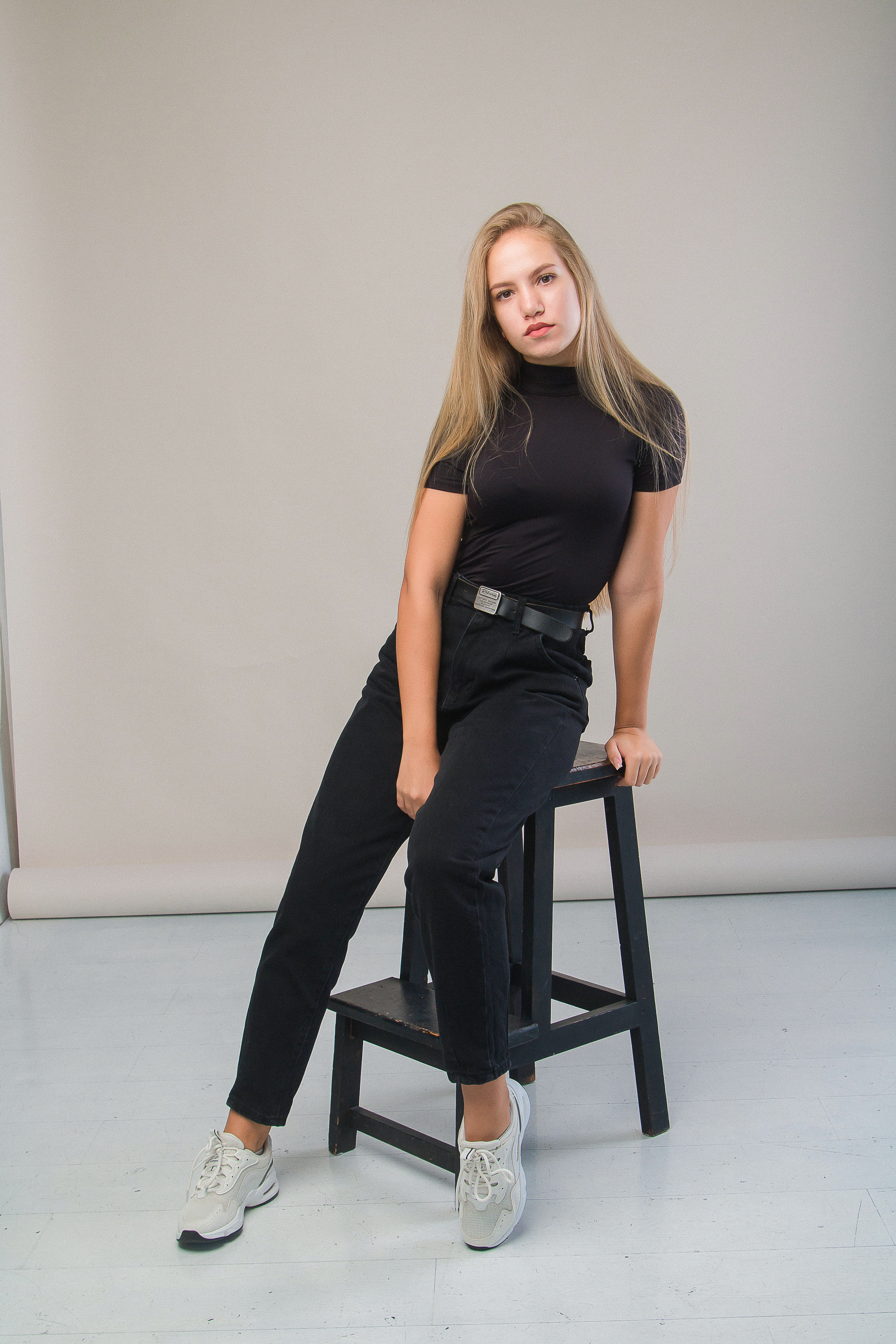 В студии. Школьный и детский фотограф в Николаеве Плужникова Наталья