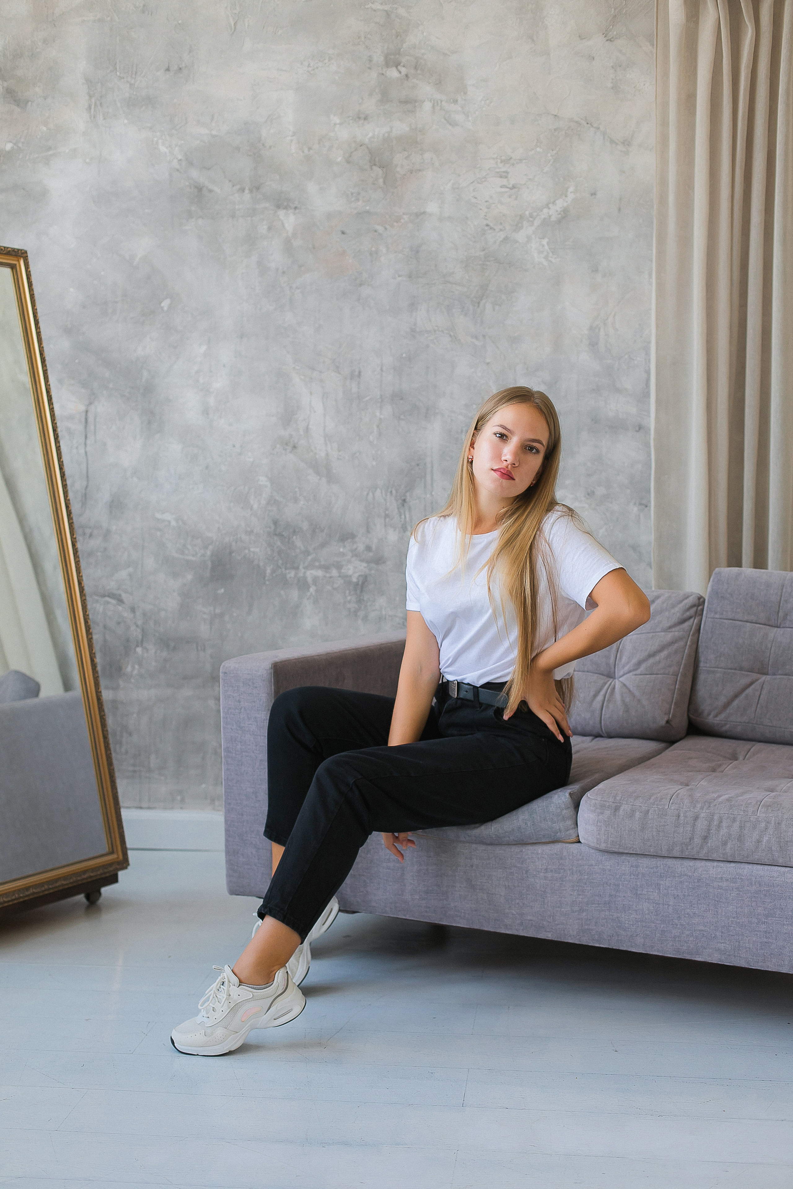 В студии. Школьный и детский фотограф в Николаеве Плужникова Наталья