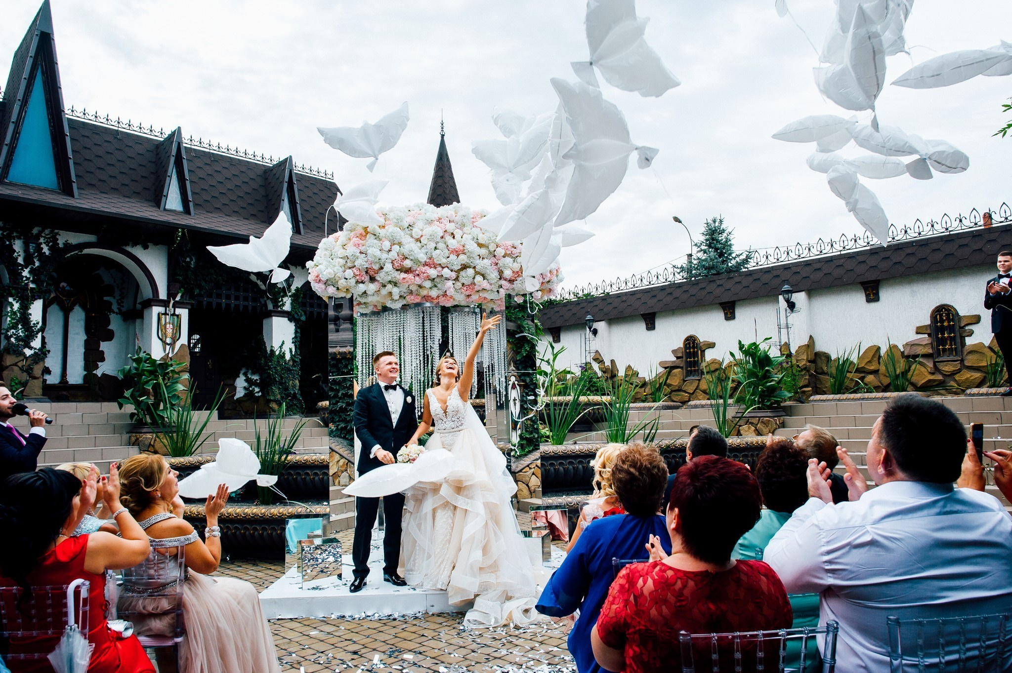 Vitaly & Valeria. Wind of love. Elegant Wedding Photography