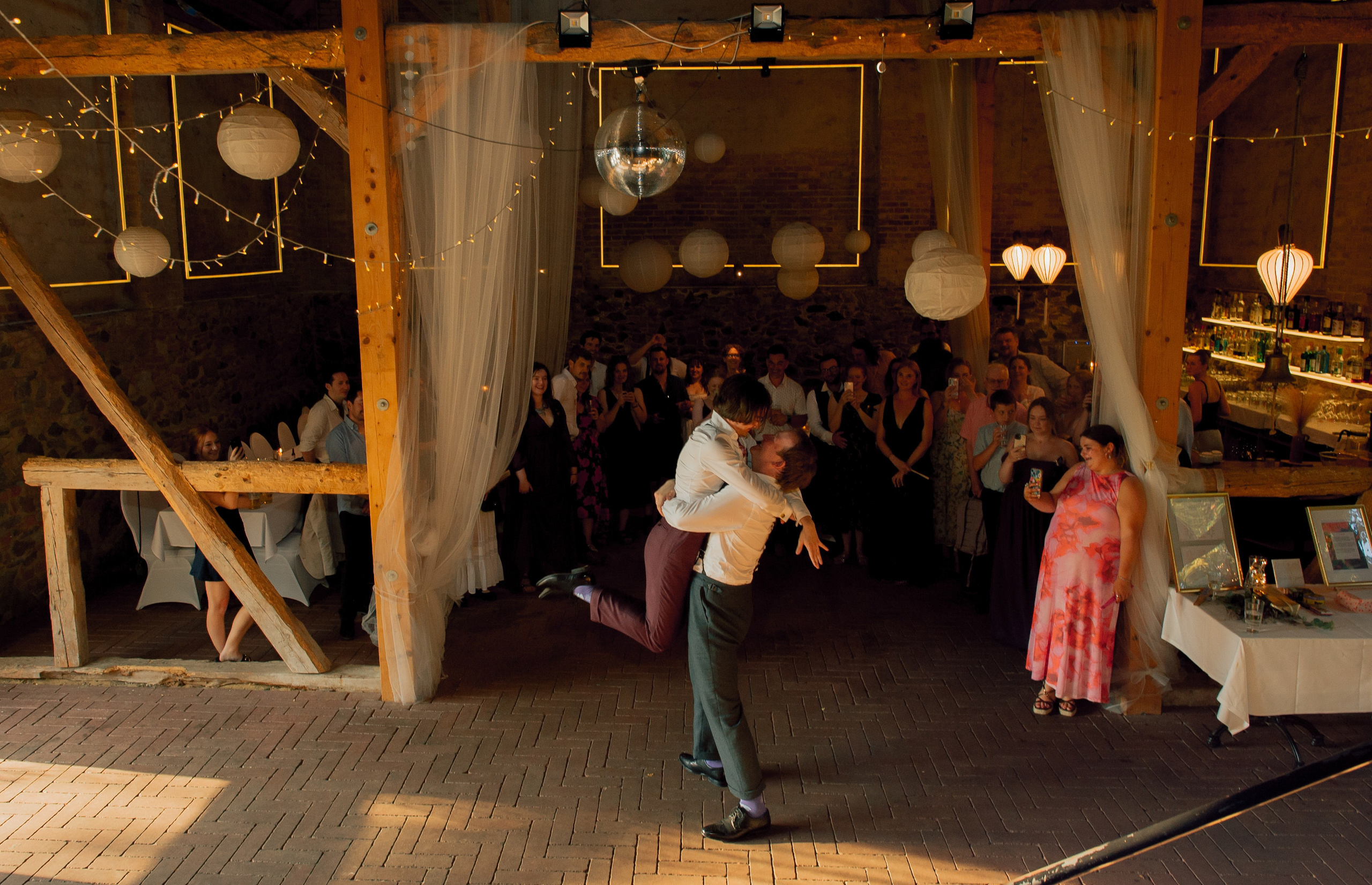 A Celtic wedding. Elegant Wedding Photography