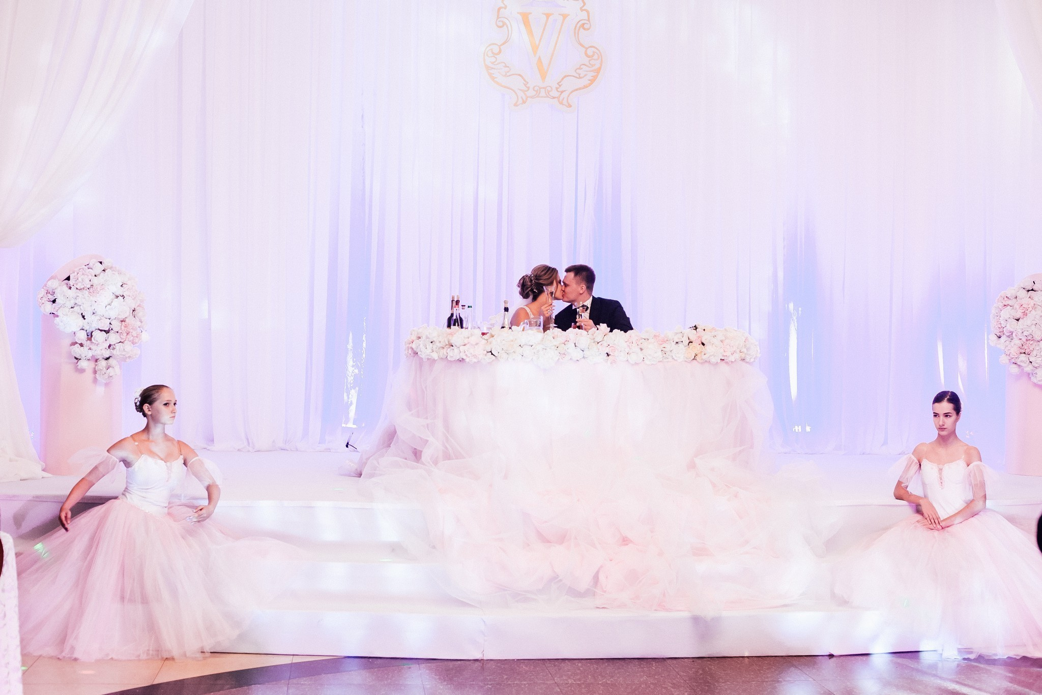 Vitaly & Valeria. Wind of love. Elegant Wedding Photography