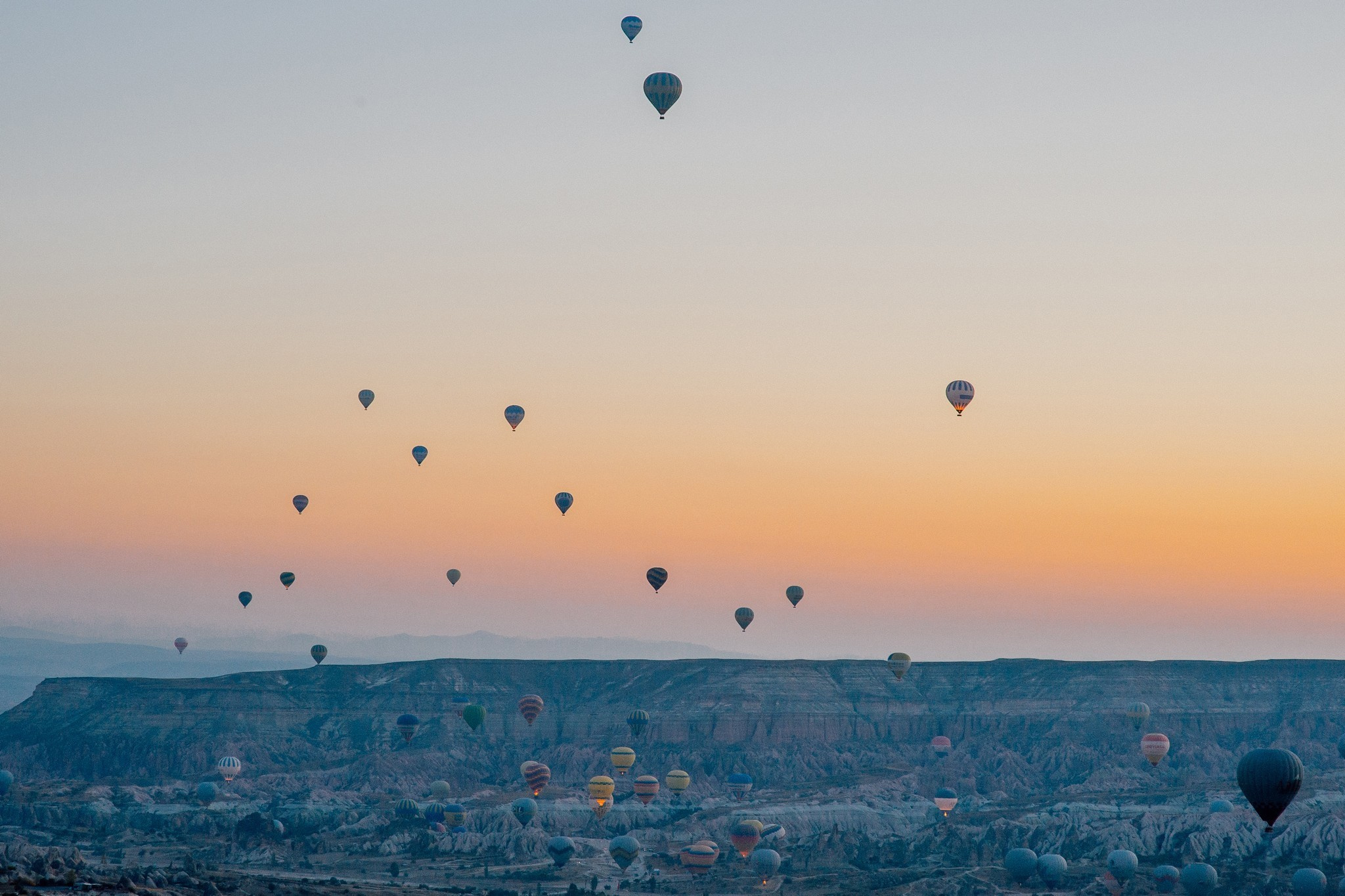 Ease to love. Elegant Wedding Photography
