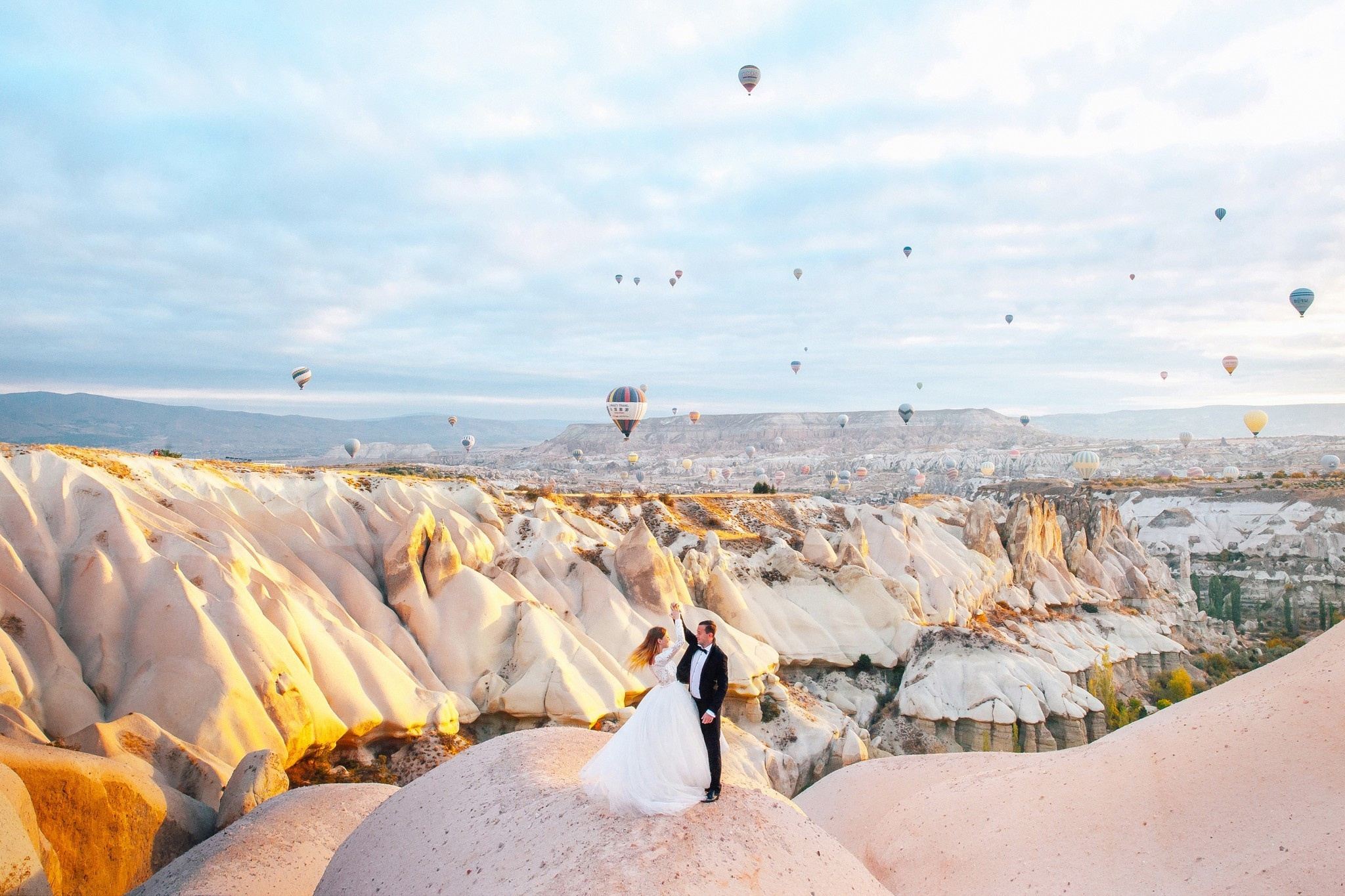 Ease to love. Elegant Wedding Photography