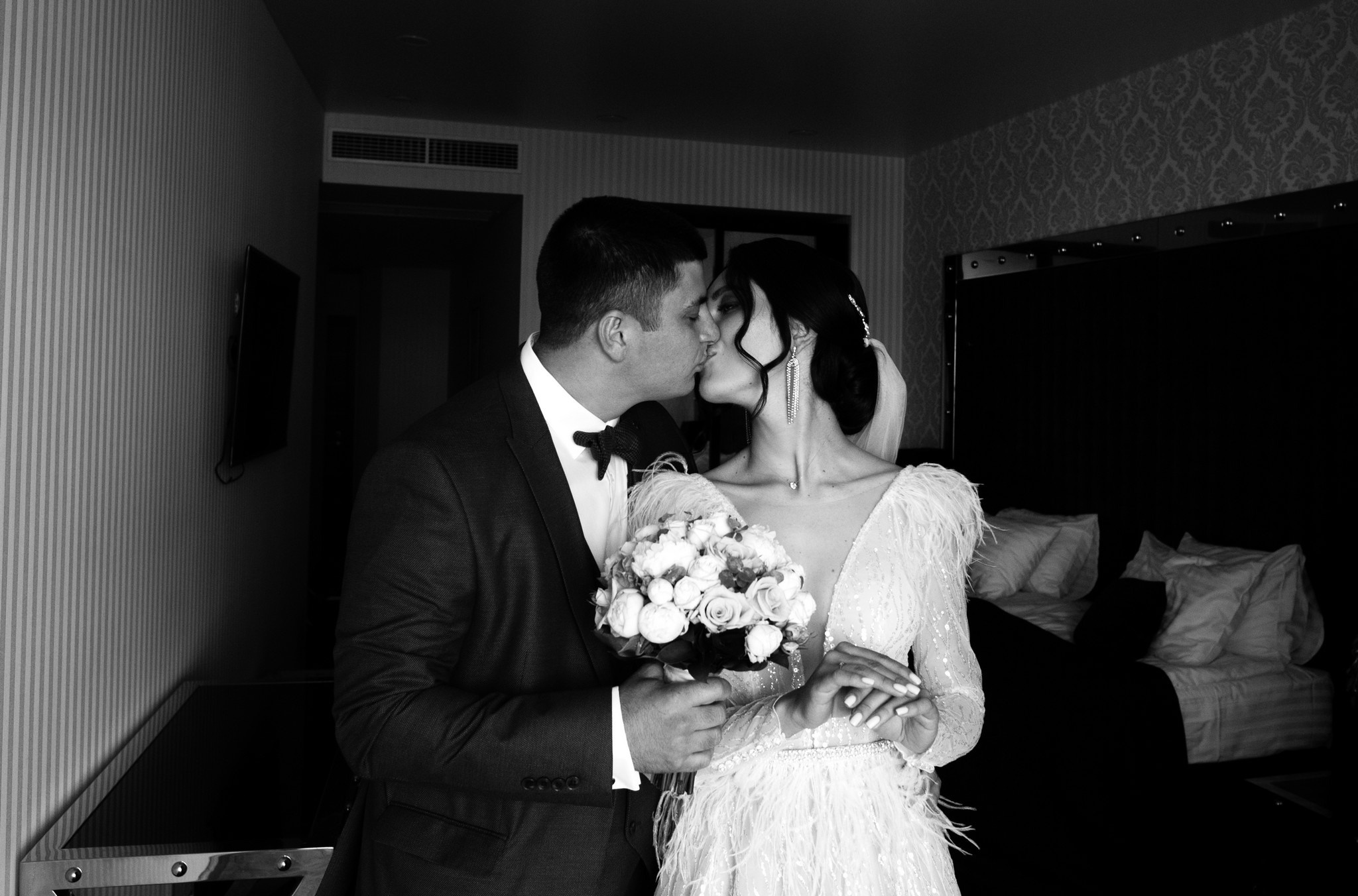 We are flying to Odessa!. Elegant Wedding Photography