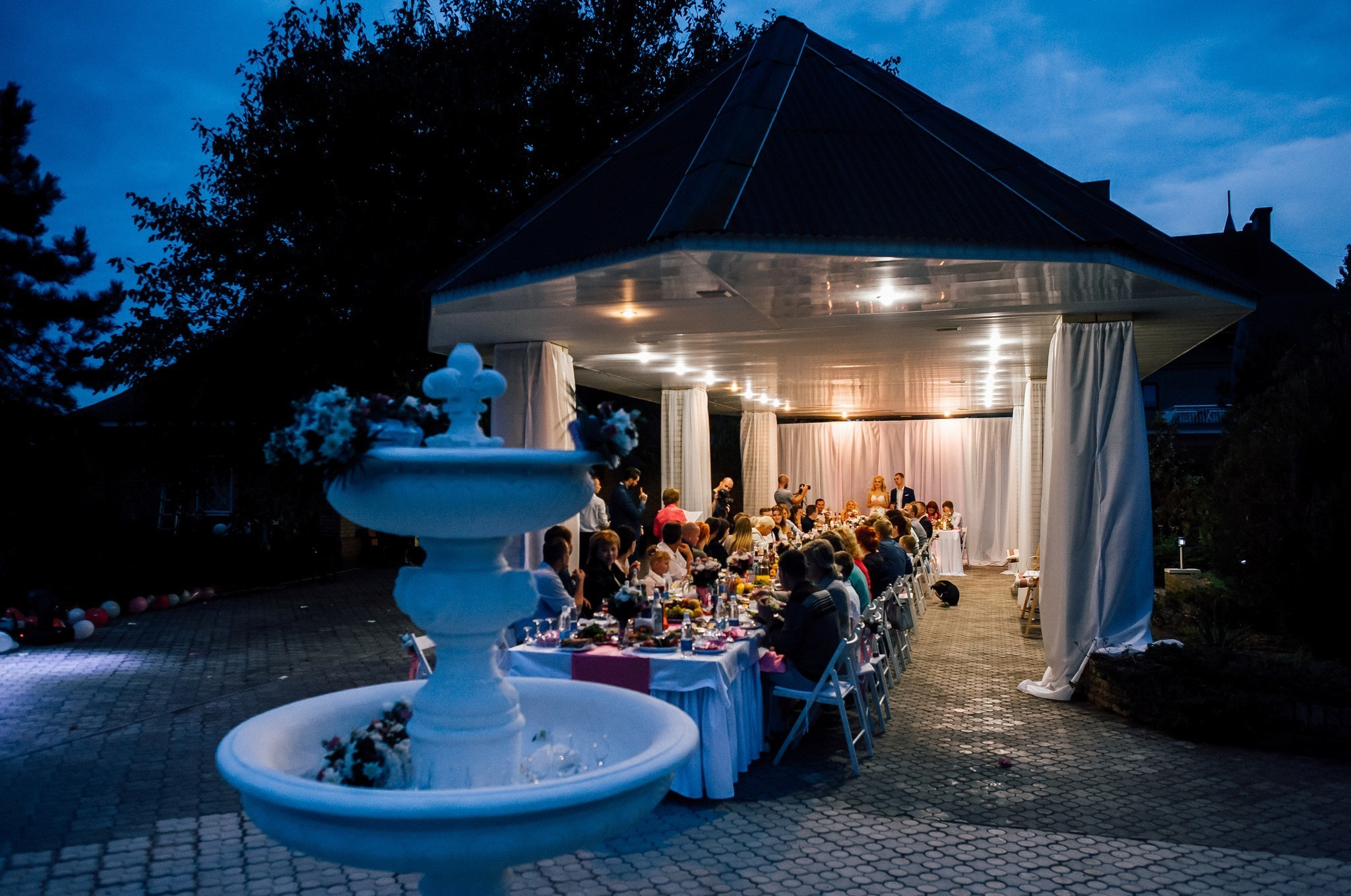 Wedding on the beach. Elegant Wedding Photography