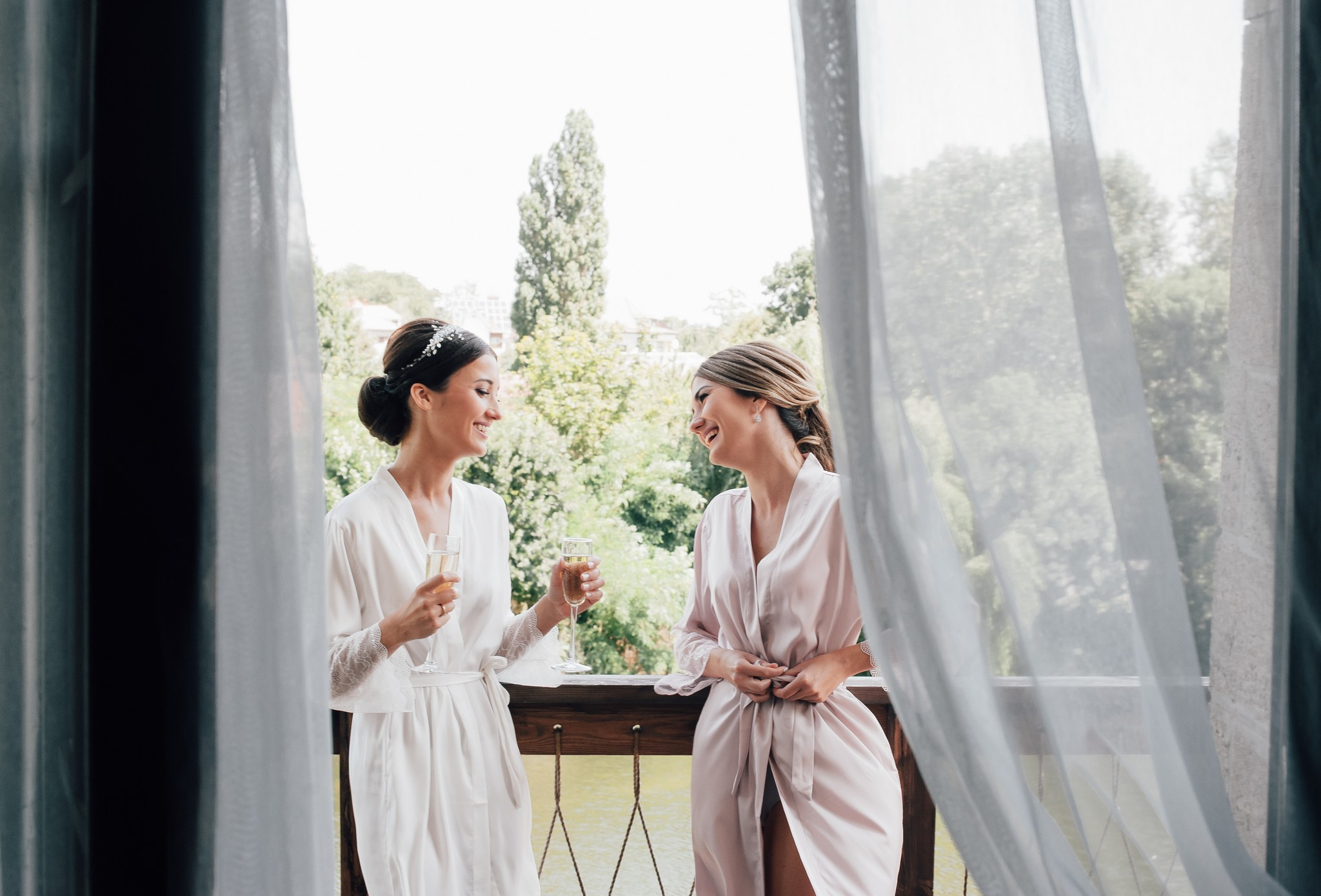 Will You Marry Me?. Elegant Wedding Photography