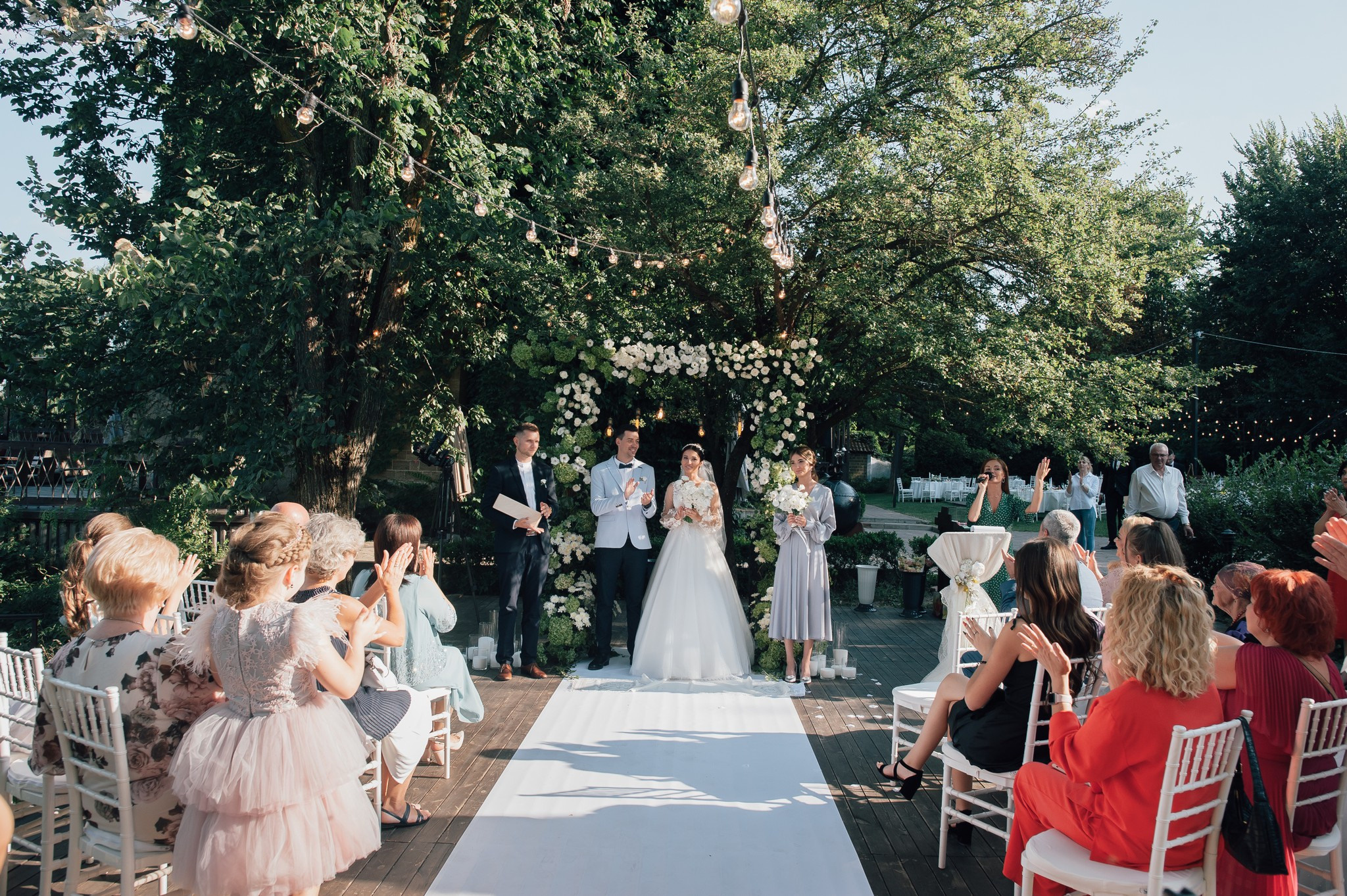 Will You Marry Me?. Elegant Wedding Photography