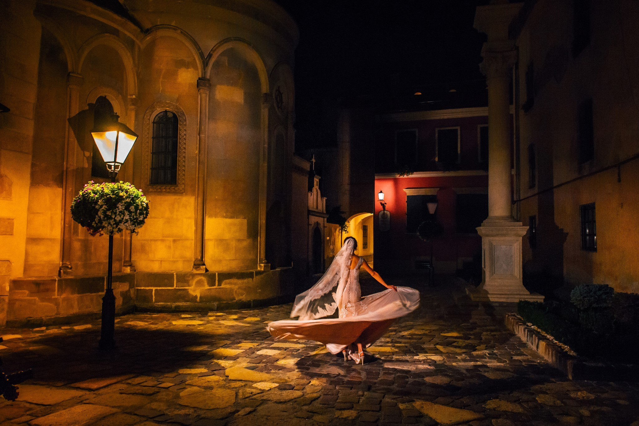 Wedding journey. Elegant Wedding Photography