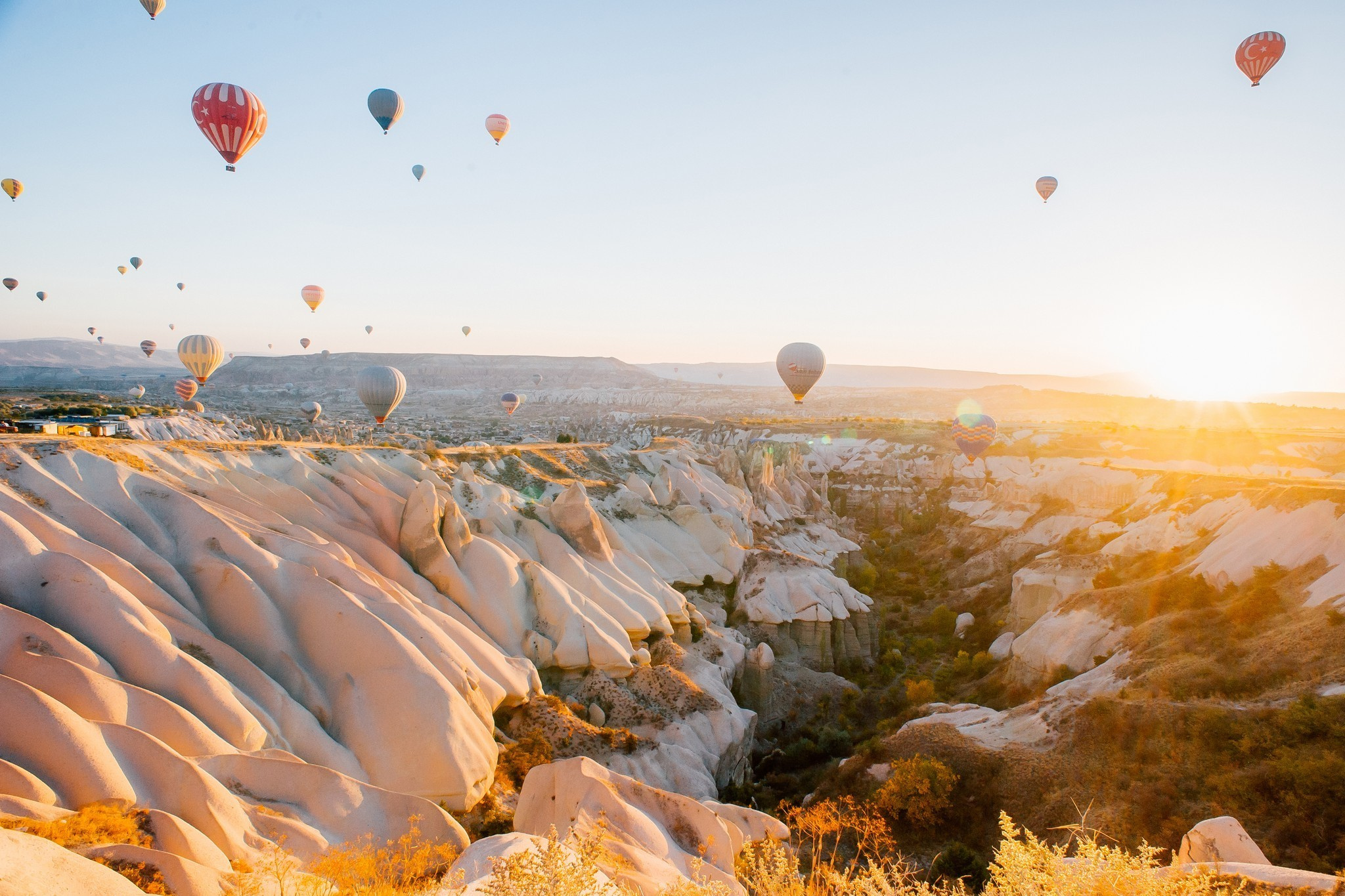 Ease to love. Elegant Wedding Photography