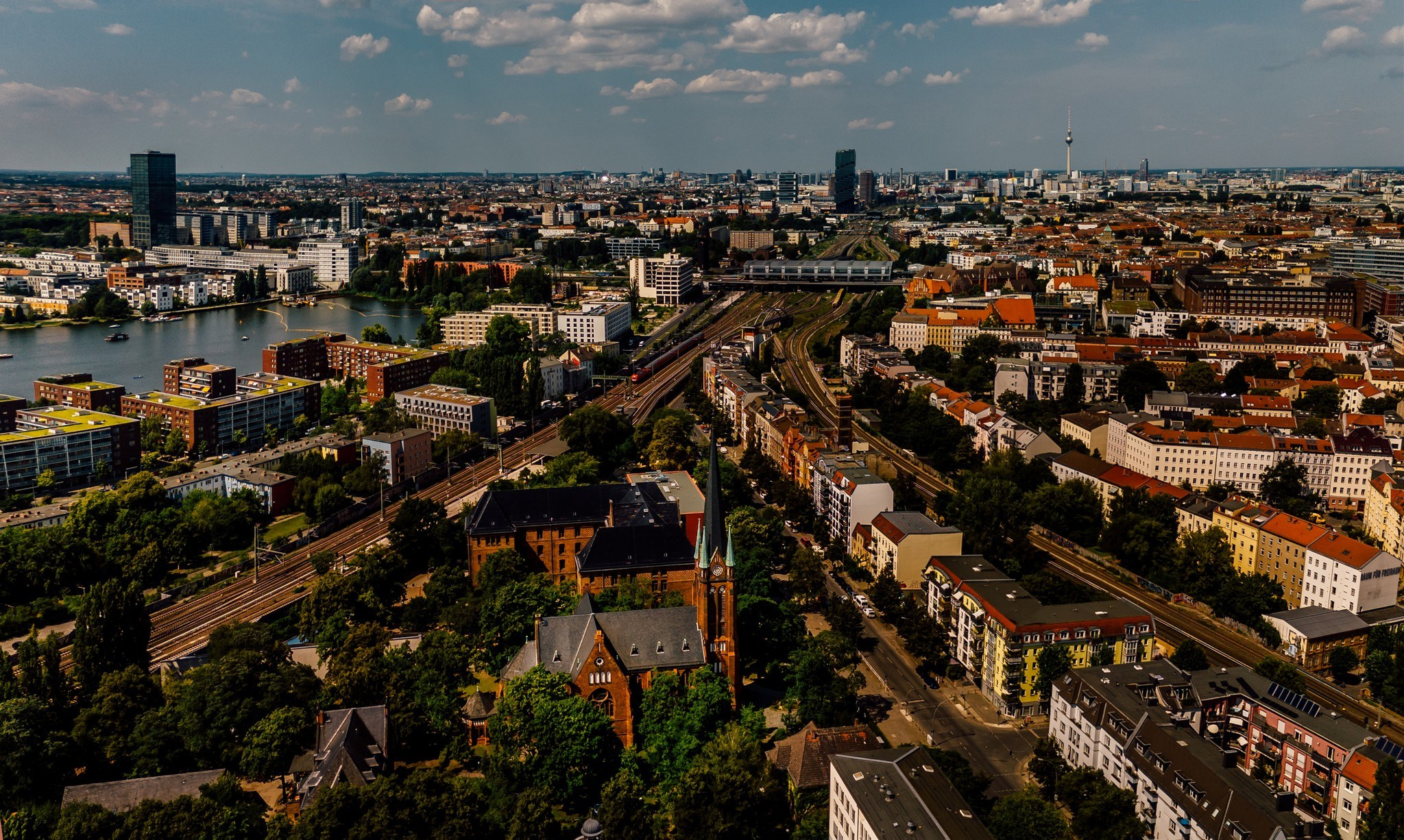 Manuel&Matthias. Berlin. Elegant Wedding Photography