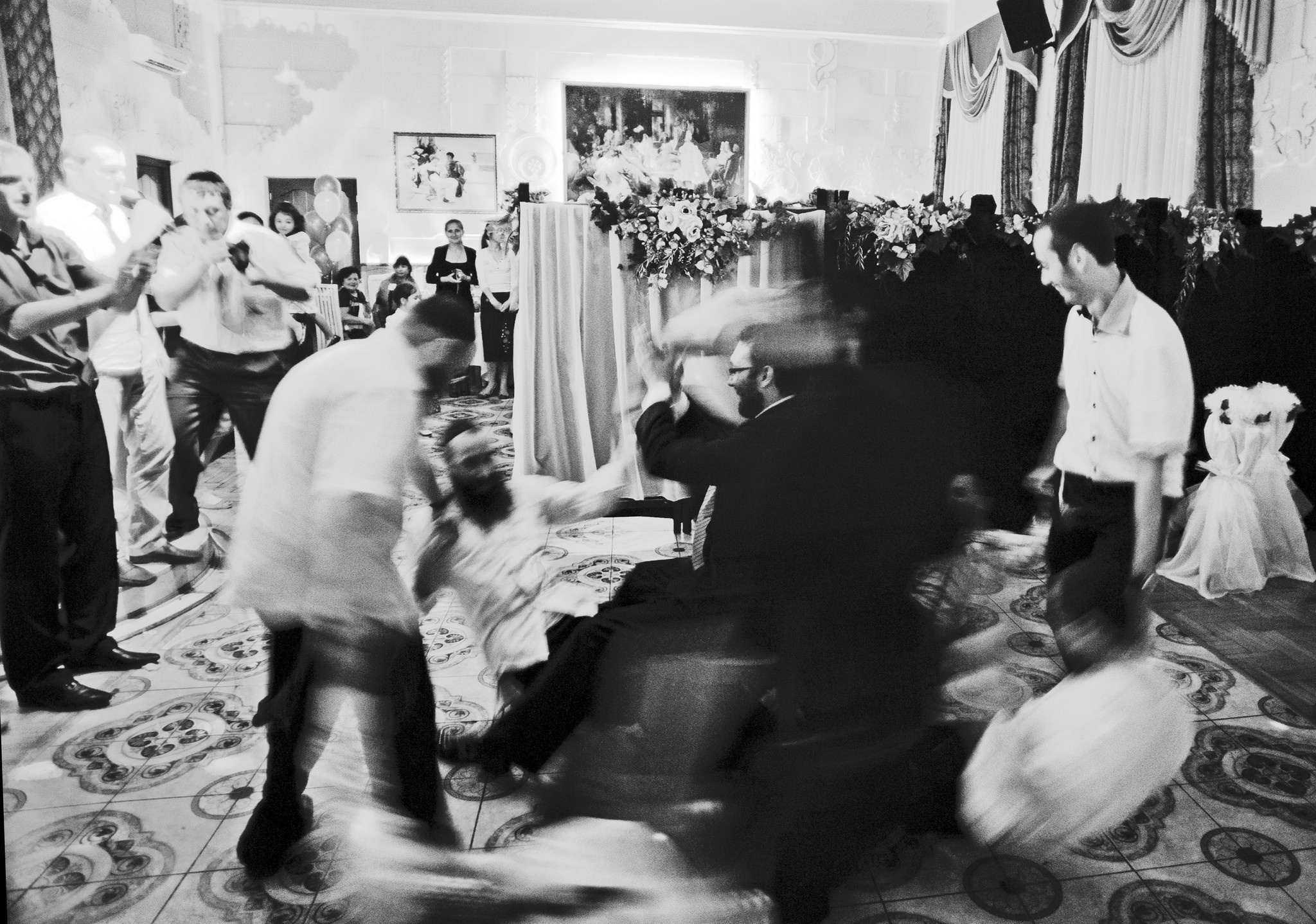 Rabbi Wedding. Elegant Wedding Photography