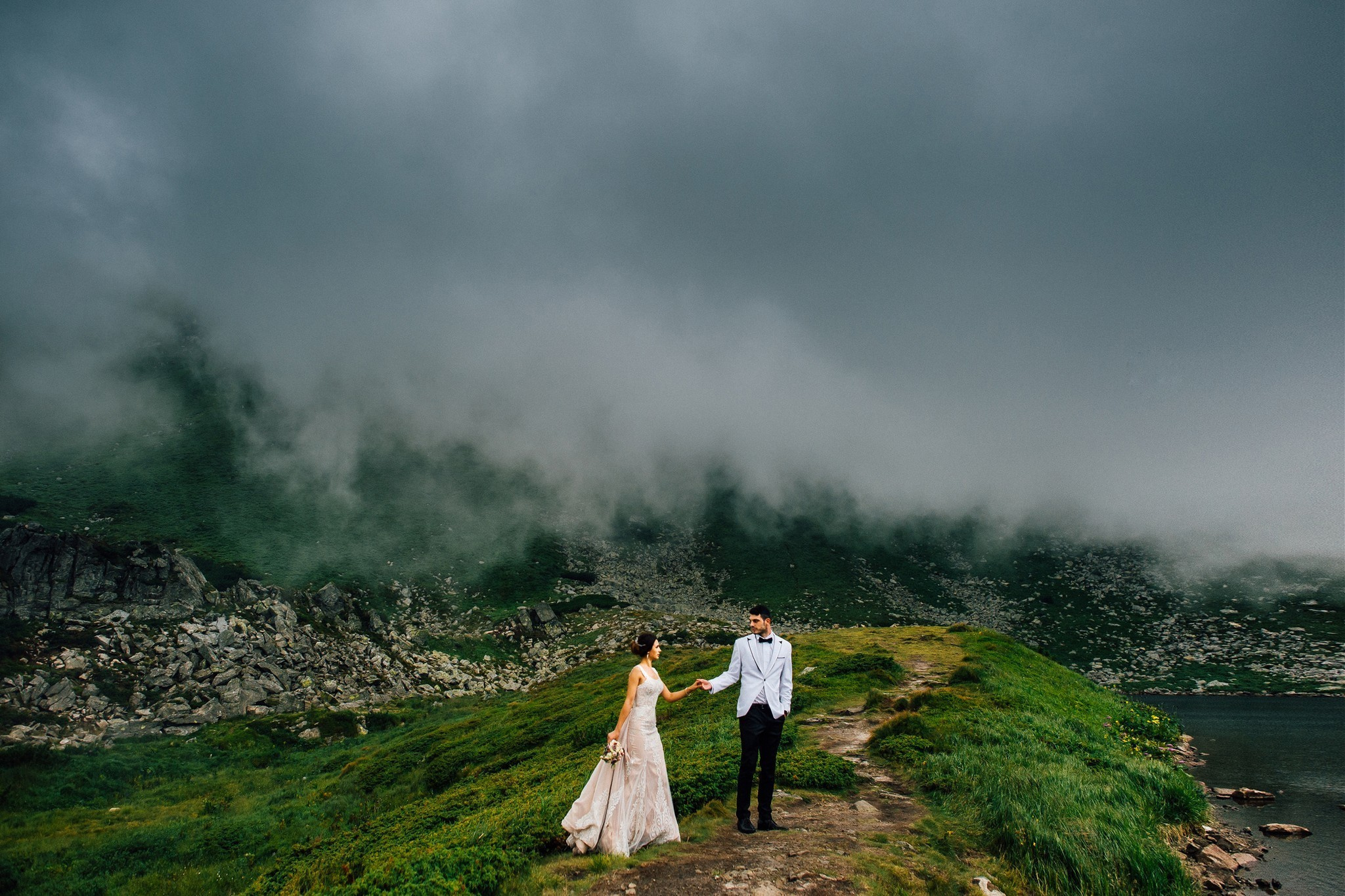 Wedding journey. Elegant Wedding Photography