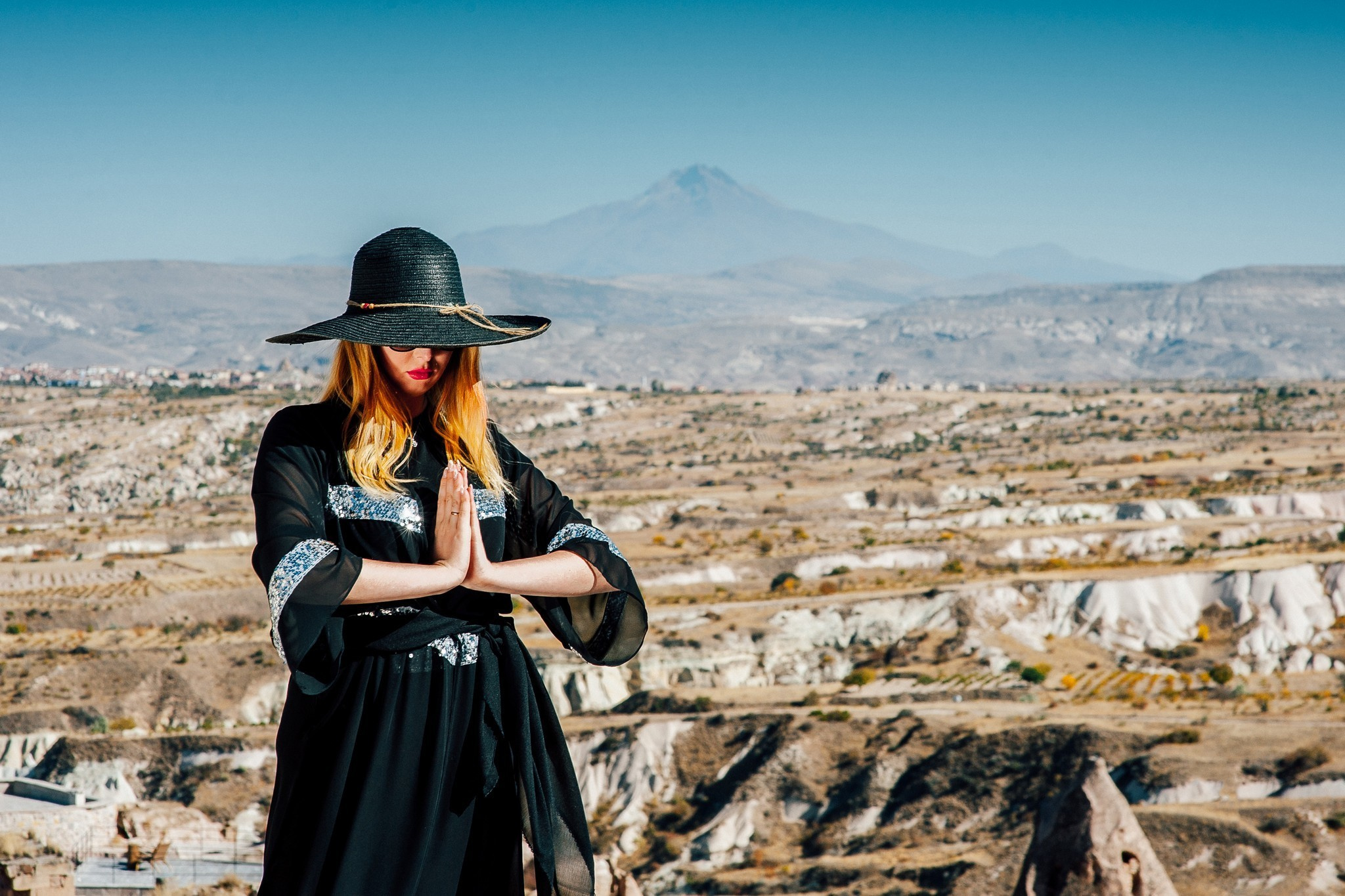 Ease to love. Elegant Wedding Photography