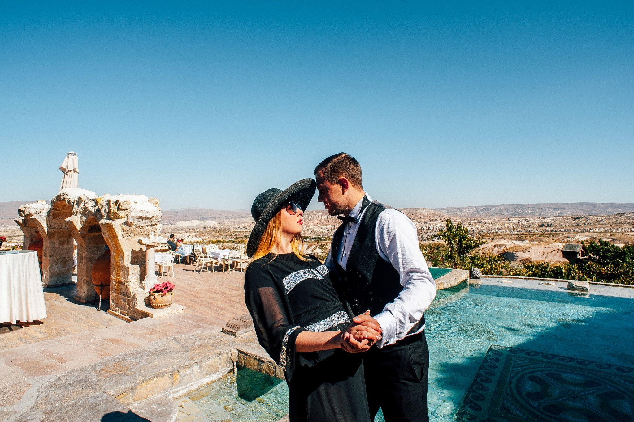 Ease to love. Elegant Wedding Photography