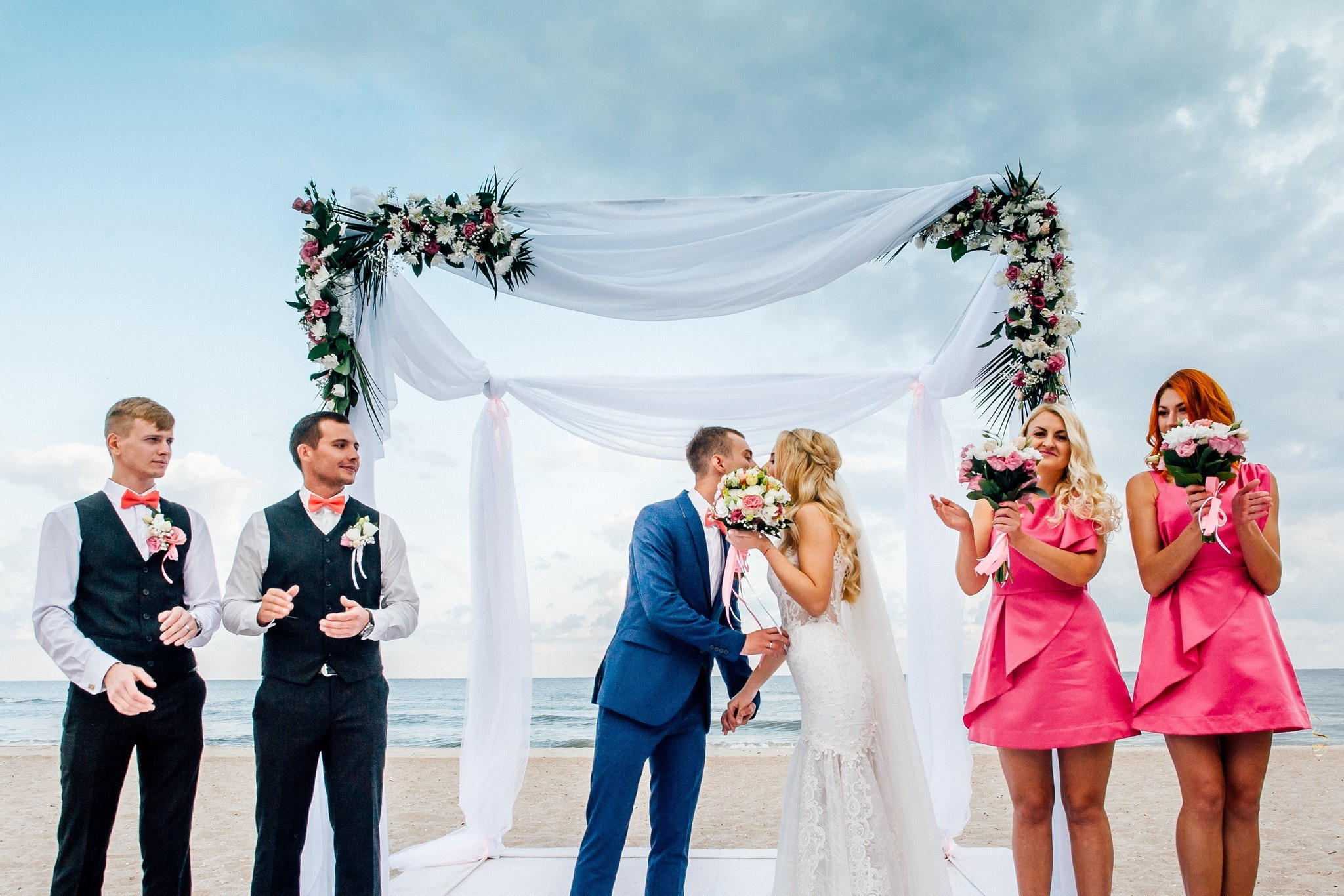 Wedding on the beach. Elegant Wedding Photography