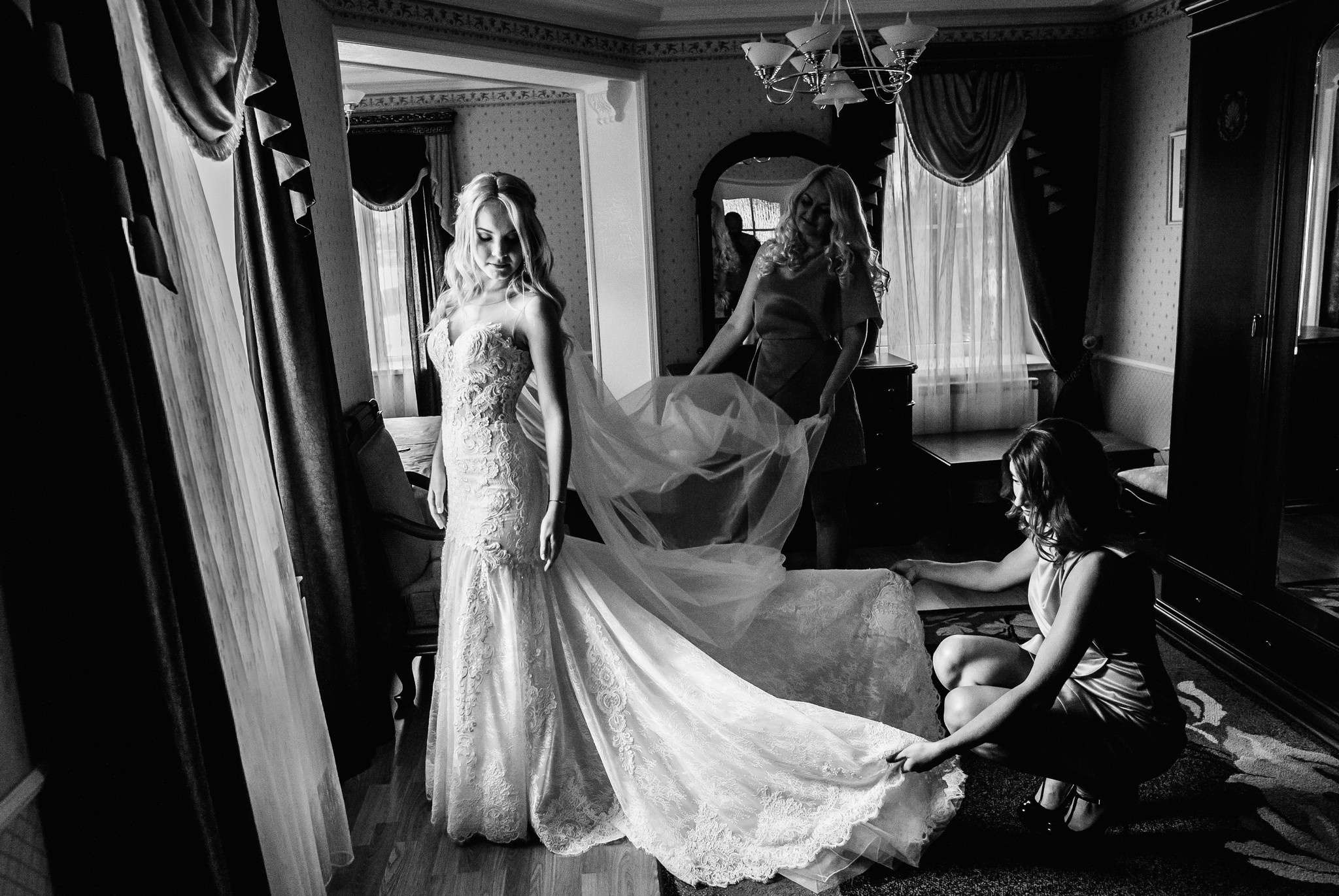 Wedding on the beach. Elegant Wedding Photography