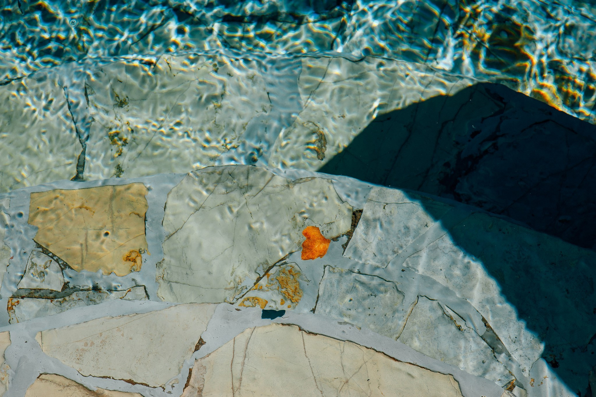 Ease to love. Elegant Wedding Photography