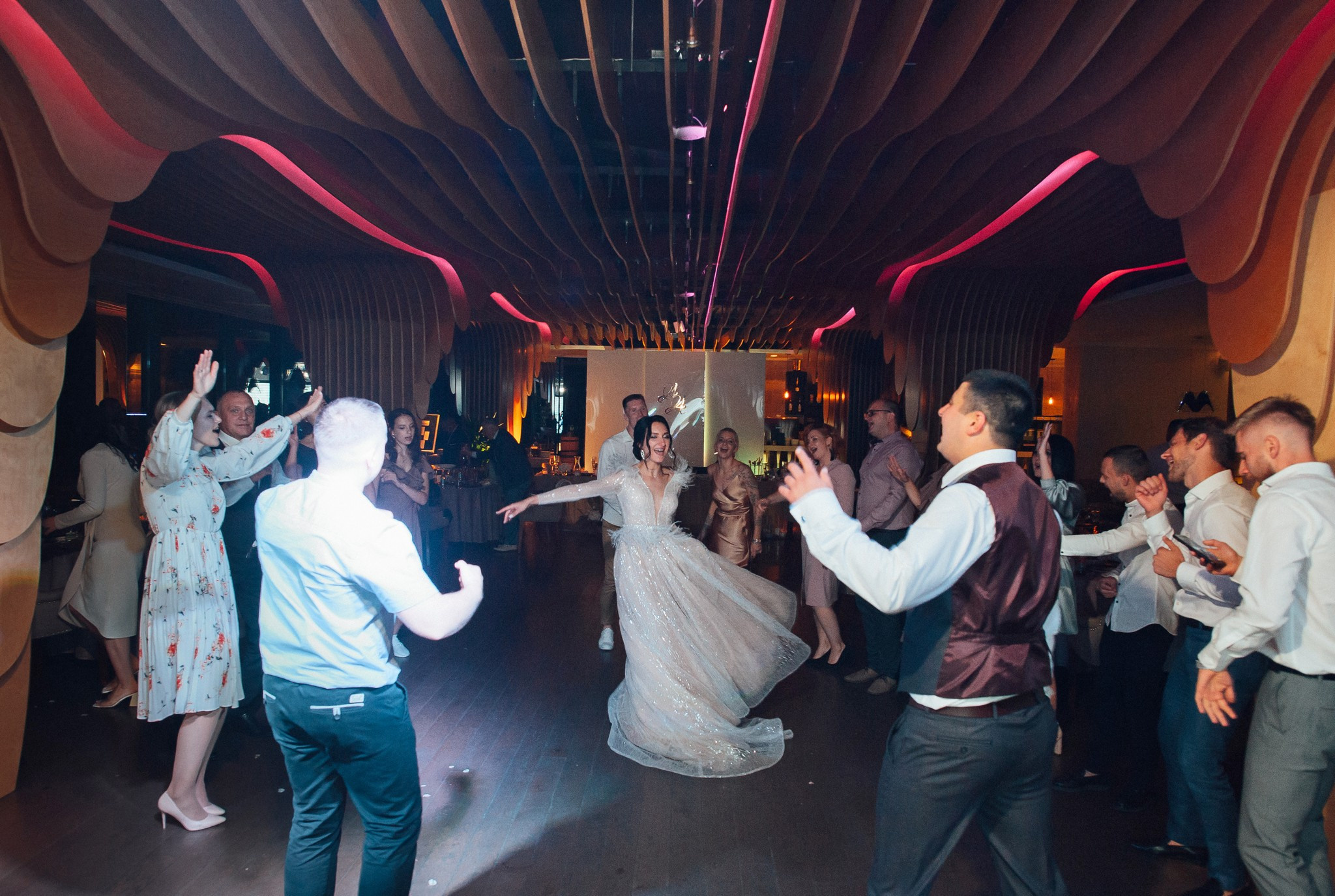 We are flying to Odessa!. Elegant Wedding Photography