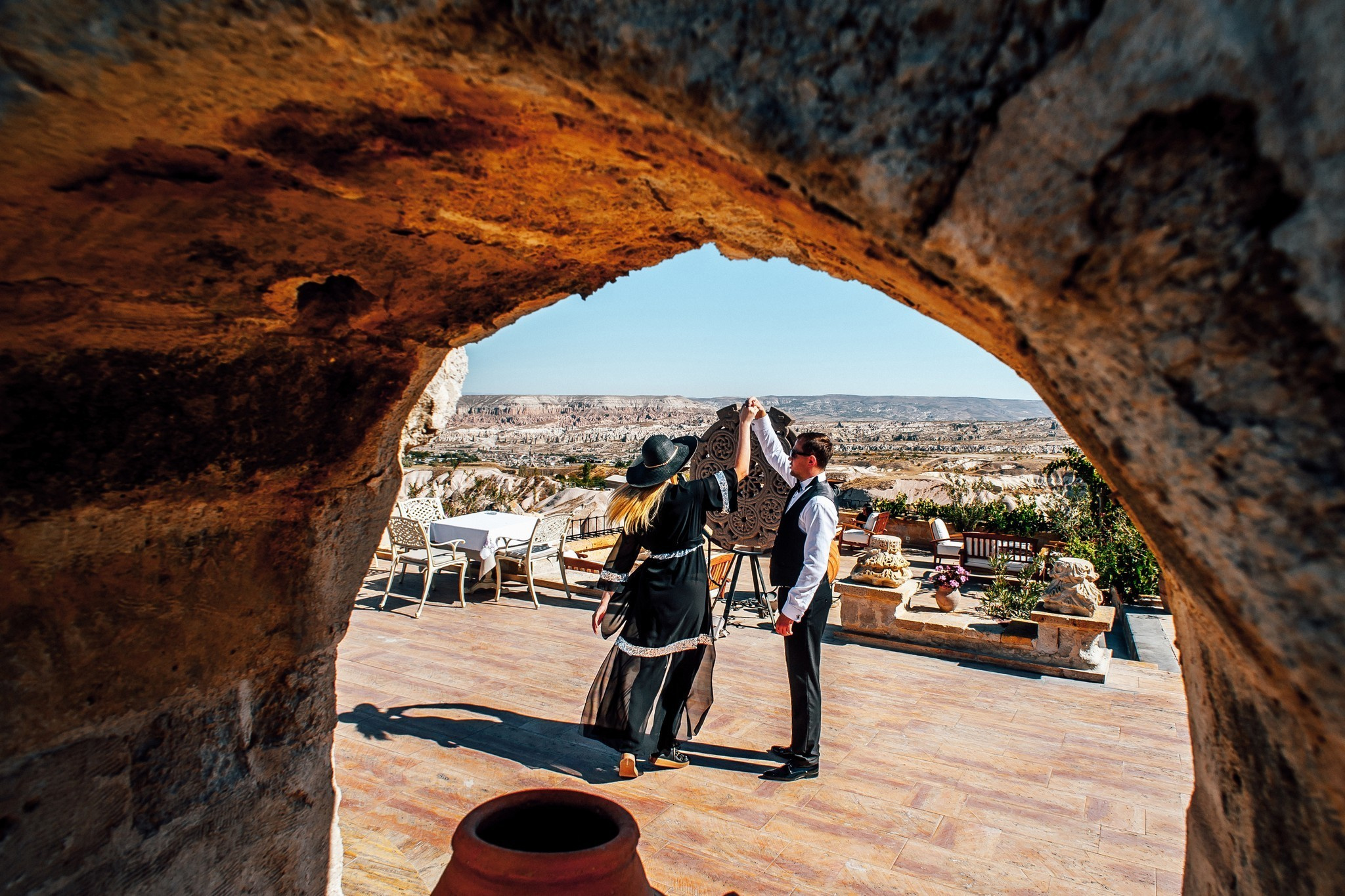 Ease to love. Elegant Wedding Photography