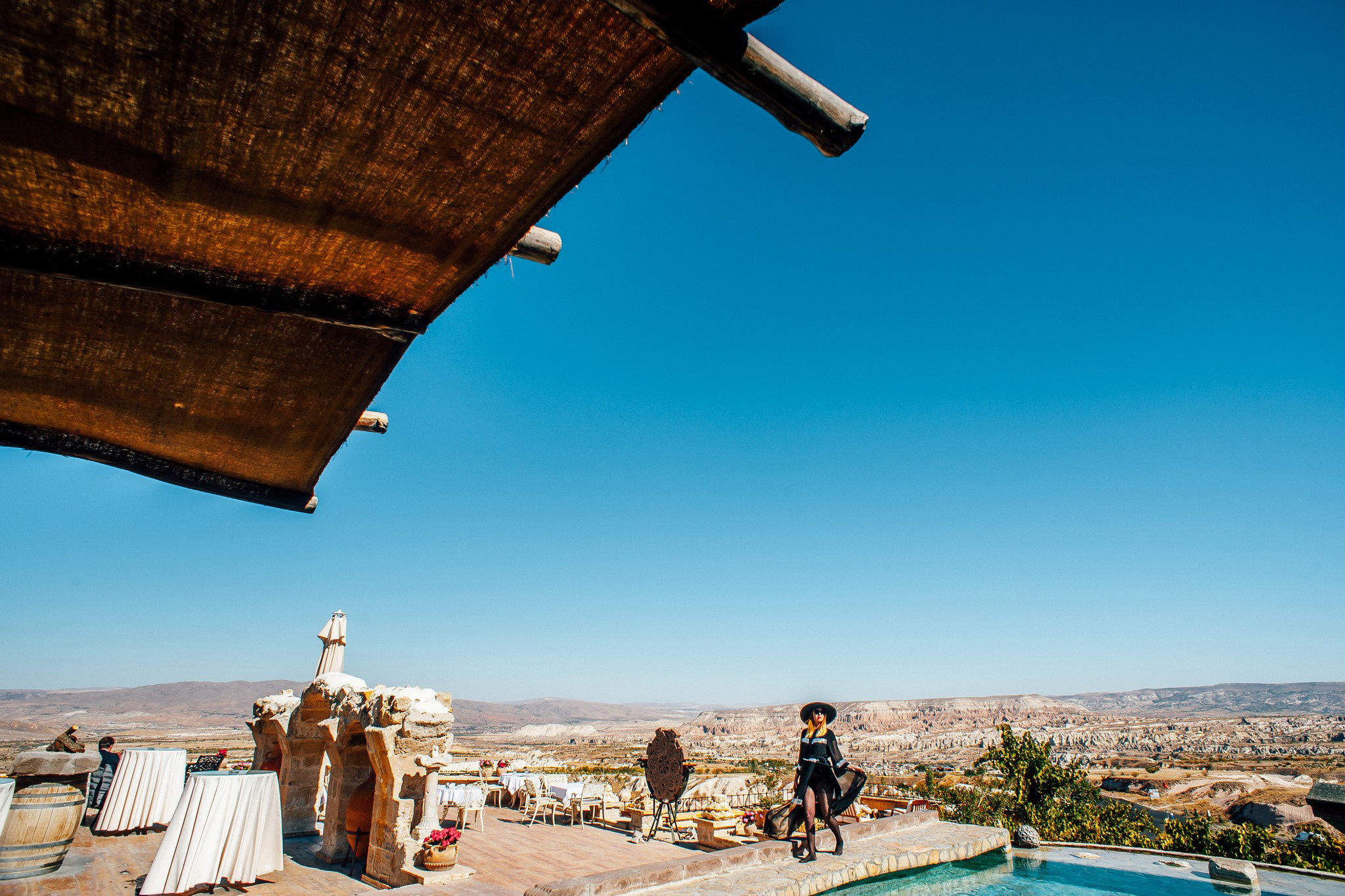 Ease to love. Elegant Wedding Photography