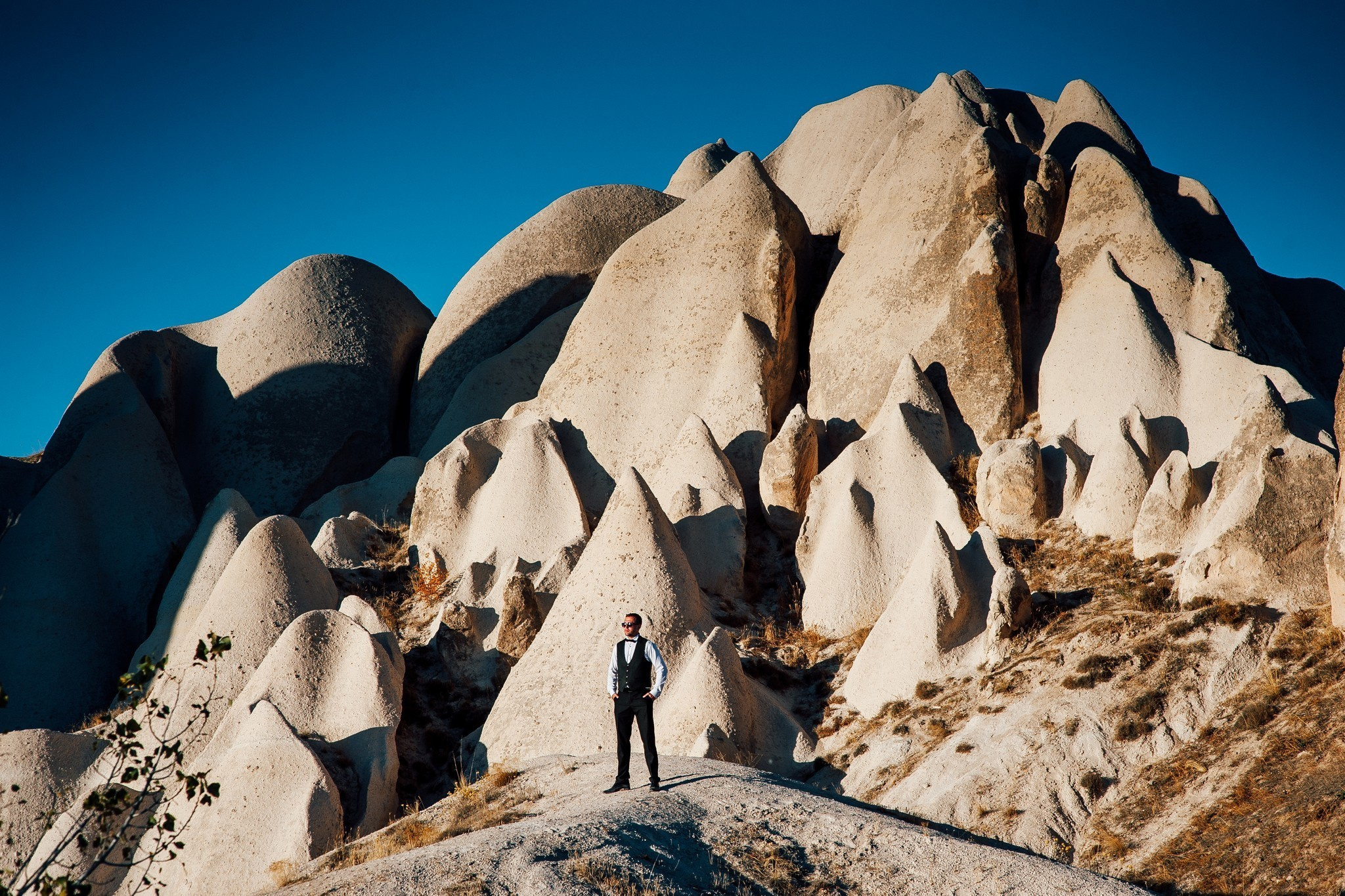 Ease to love. Elegant Wedding Photography