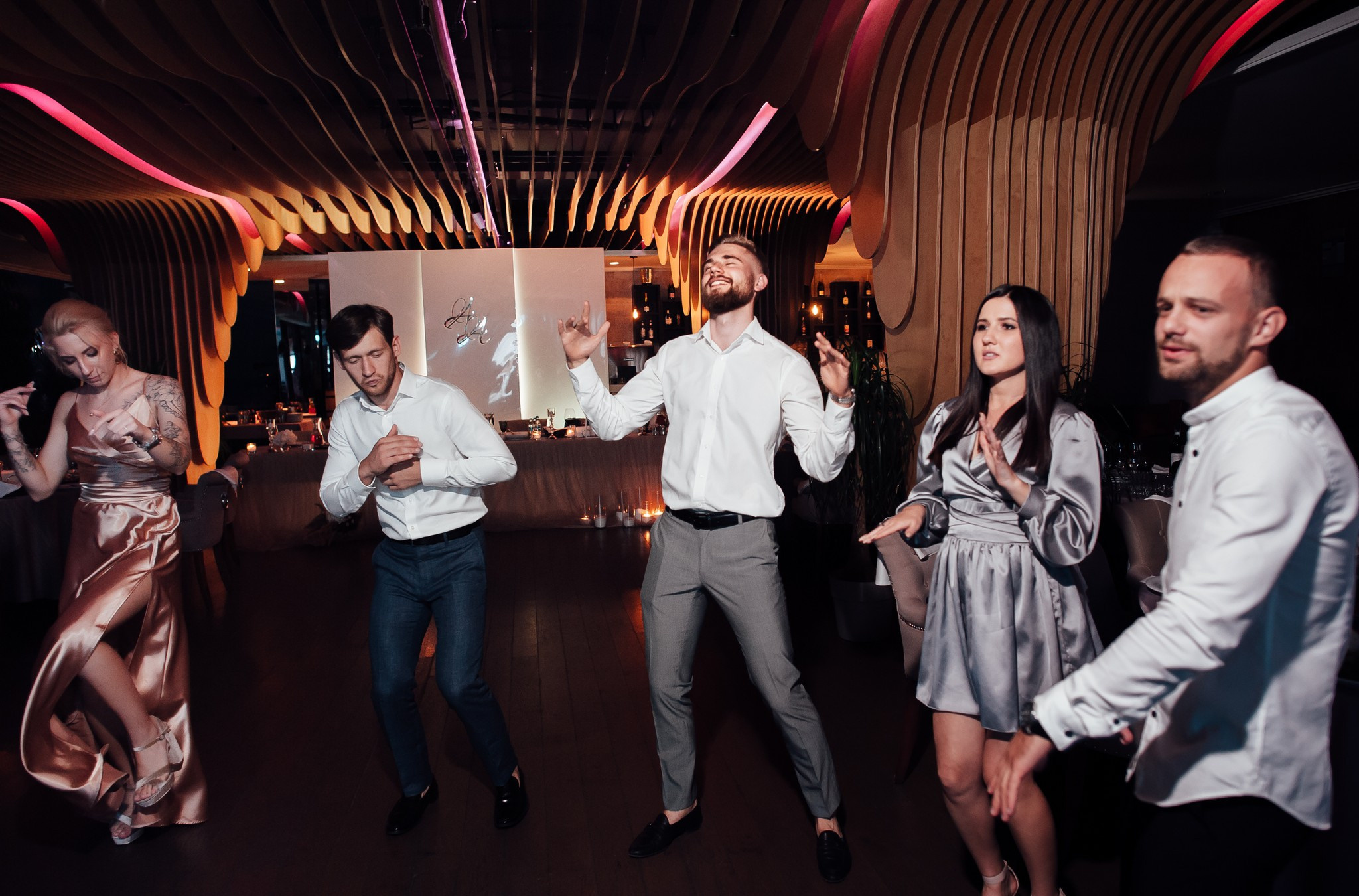 We are flying to Odessa!. Elegant Wedding Photography