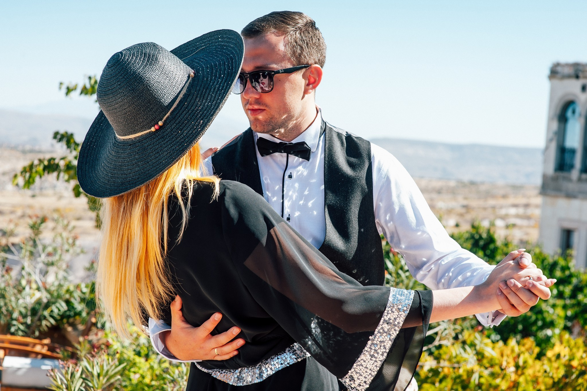 Ease to love. Elegant Wedding Photography