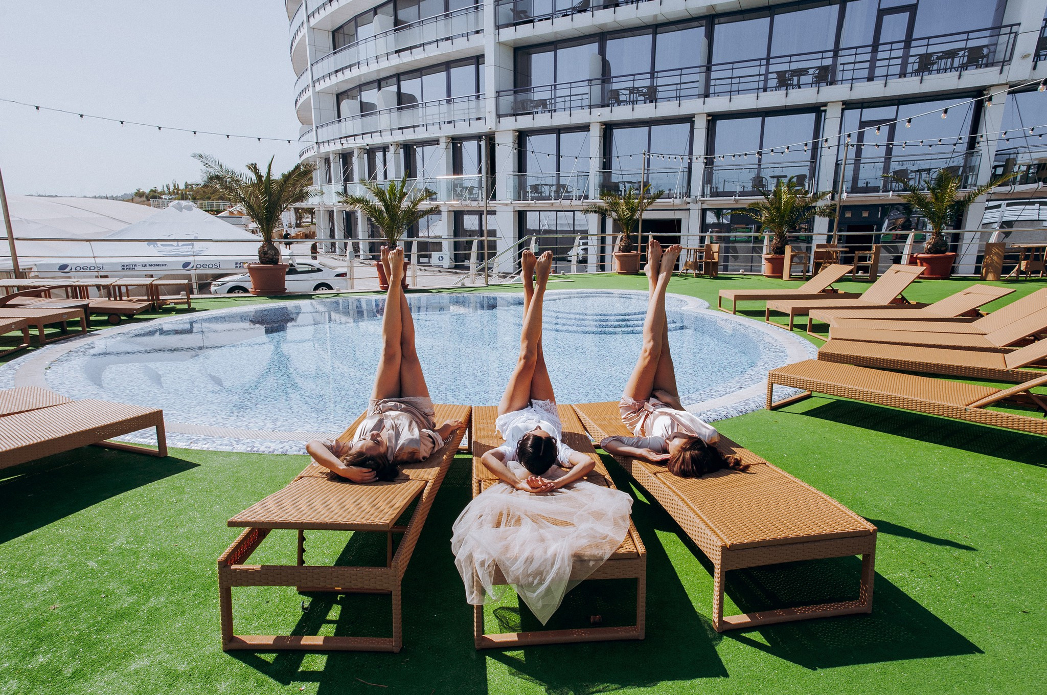 We are flying to Odessa!. Elegant Wedding Photography