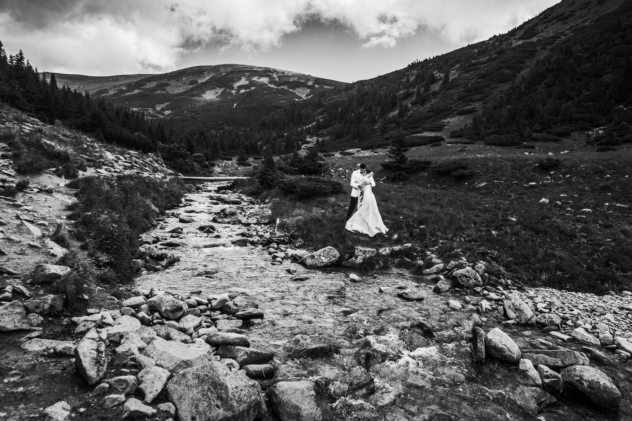 Wedding journey. Elegant Wedding Photography