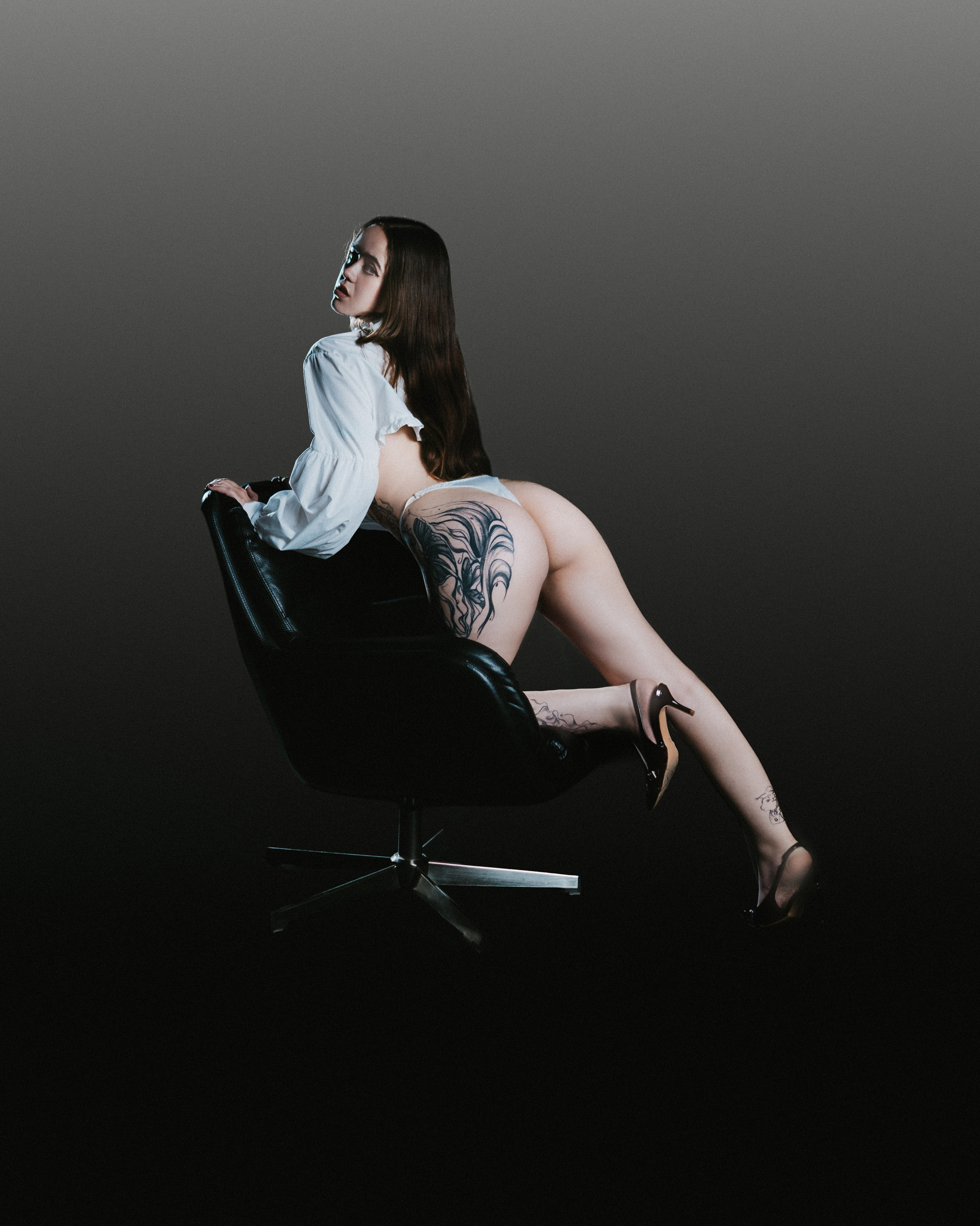 Theaureliaaas. Vladyslav Levenkov