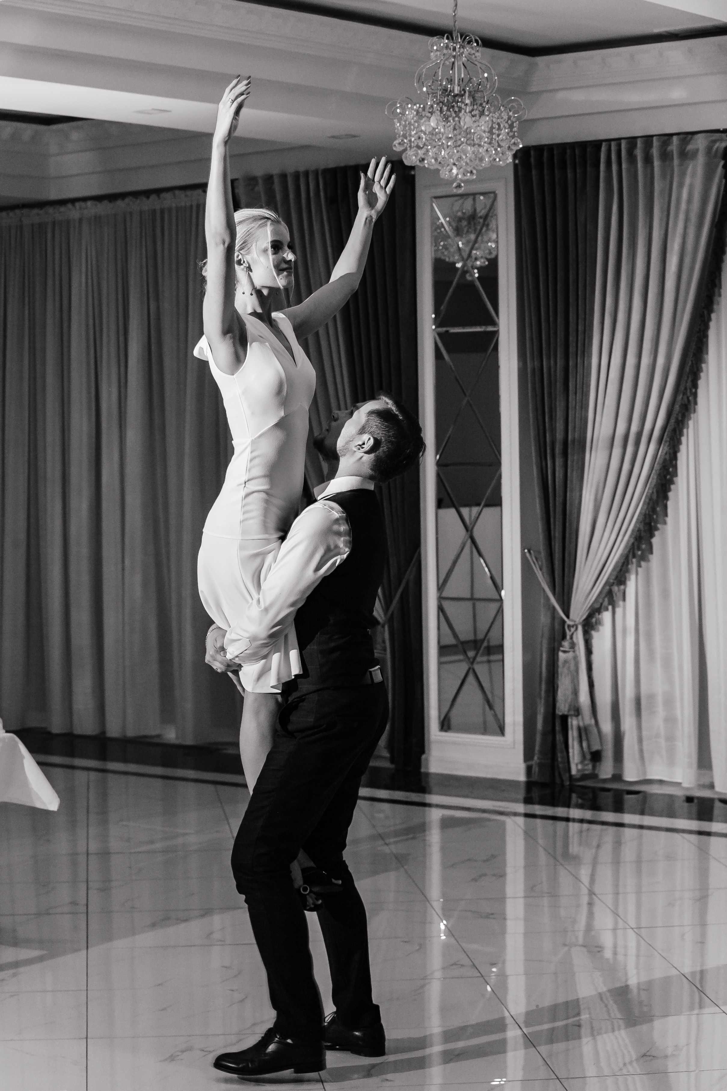 ведущий на корпоратив кишинев