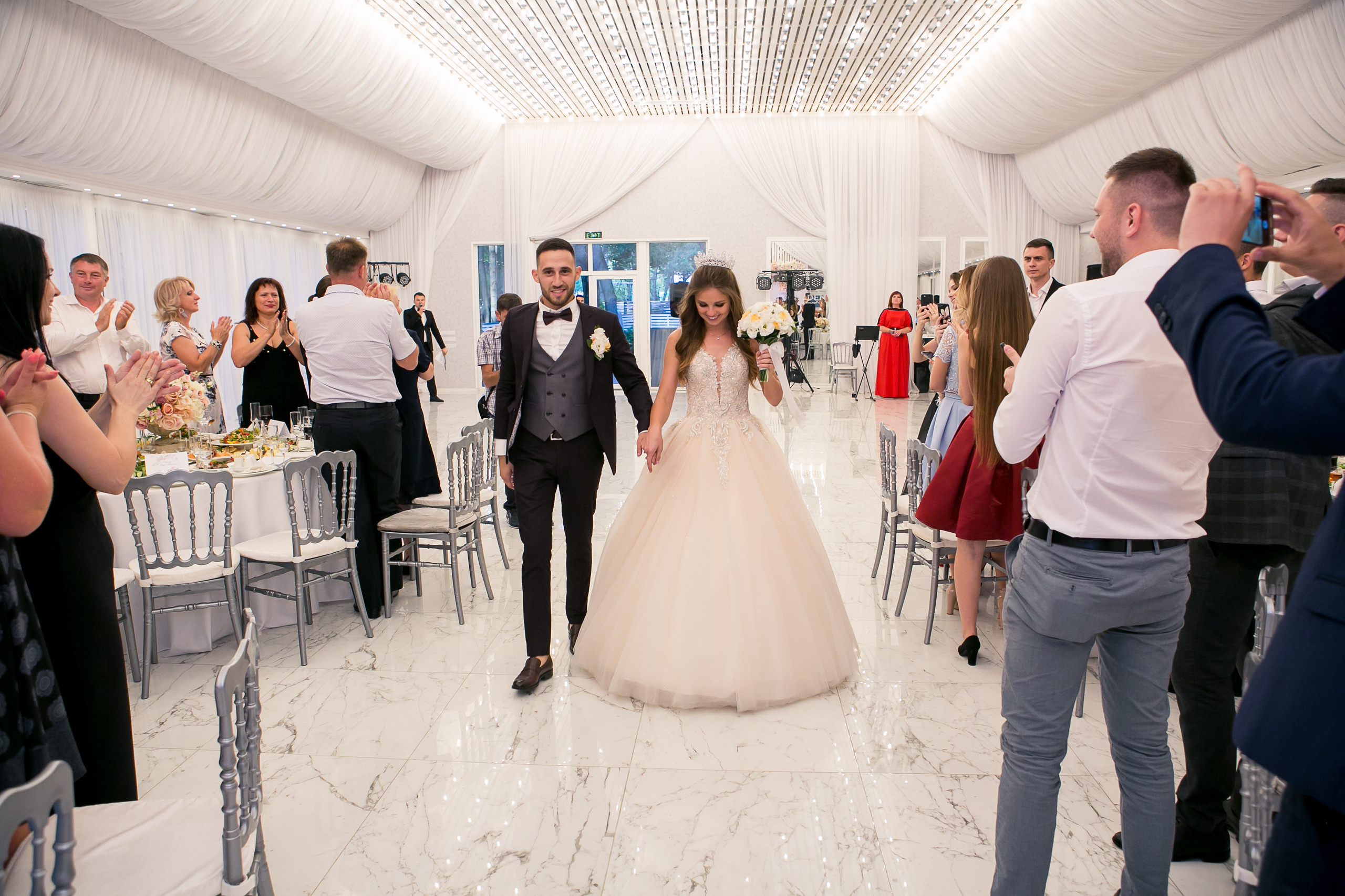 Nunta luxoasă lui Constantin și Ana | Restaurant Vila Garden