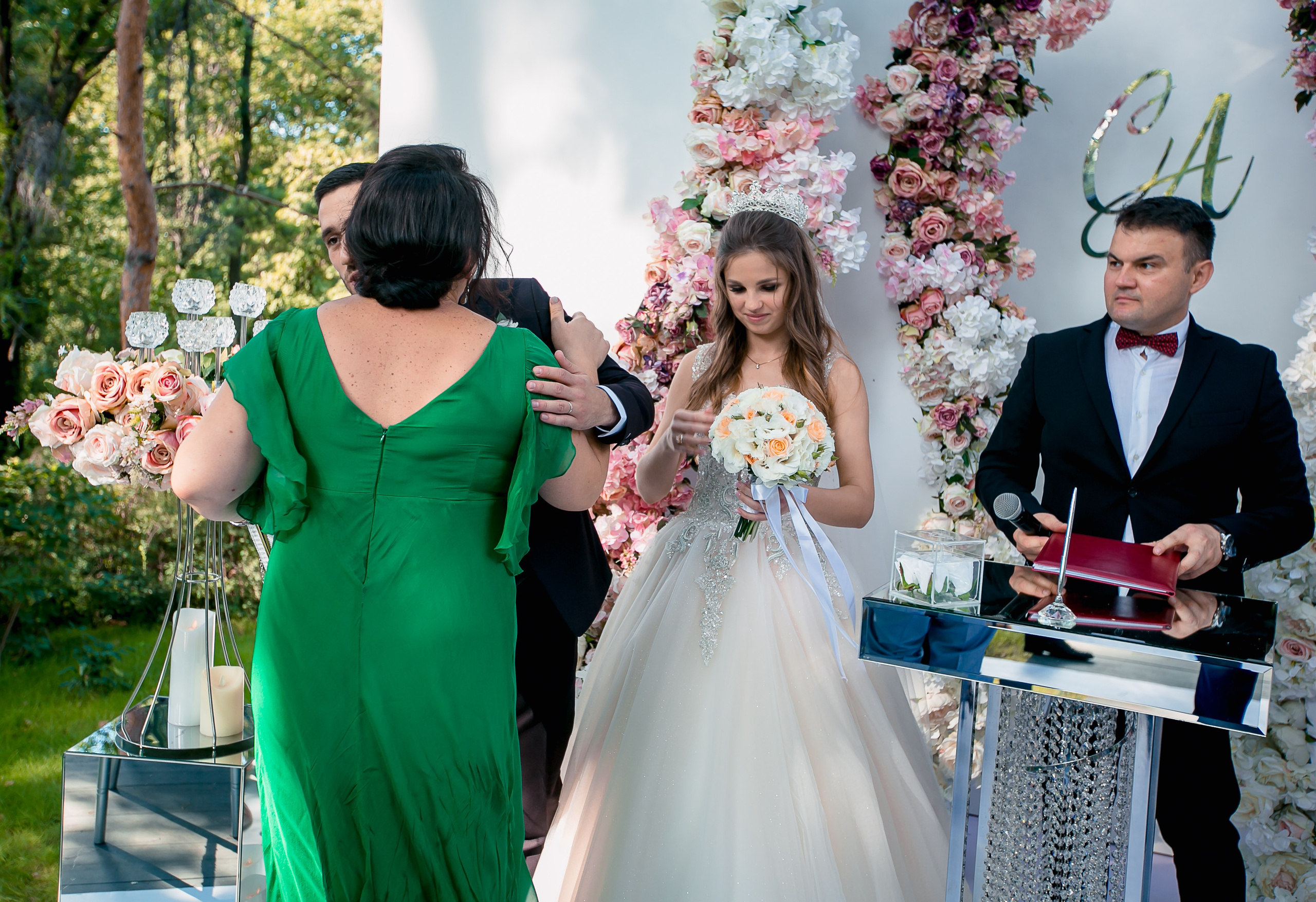 Nunta luxoasă lui Constantin și Ana | Restaurant Vila Garden