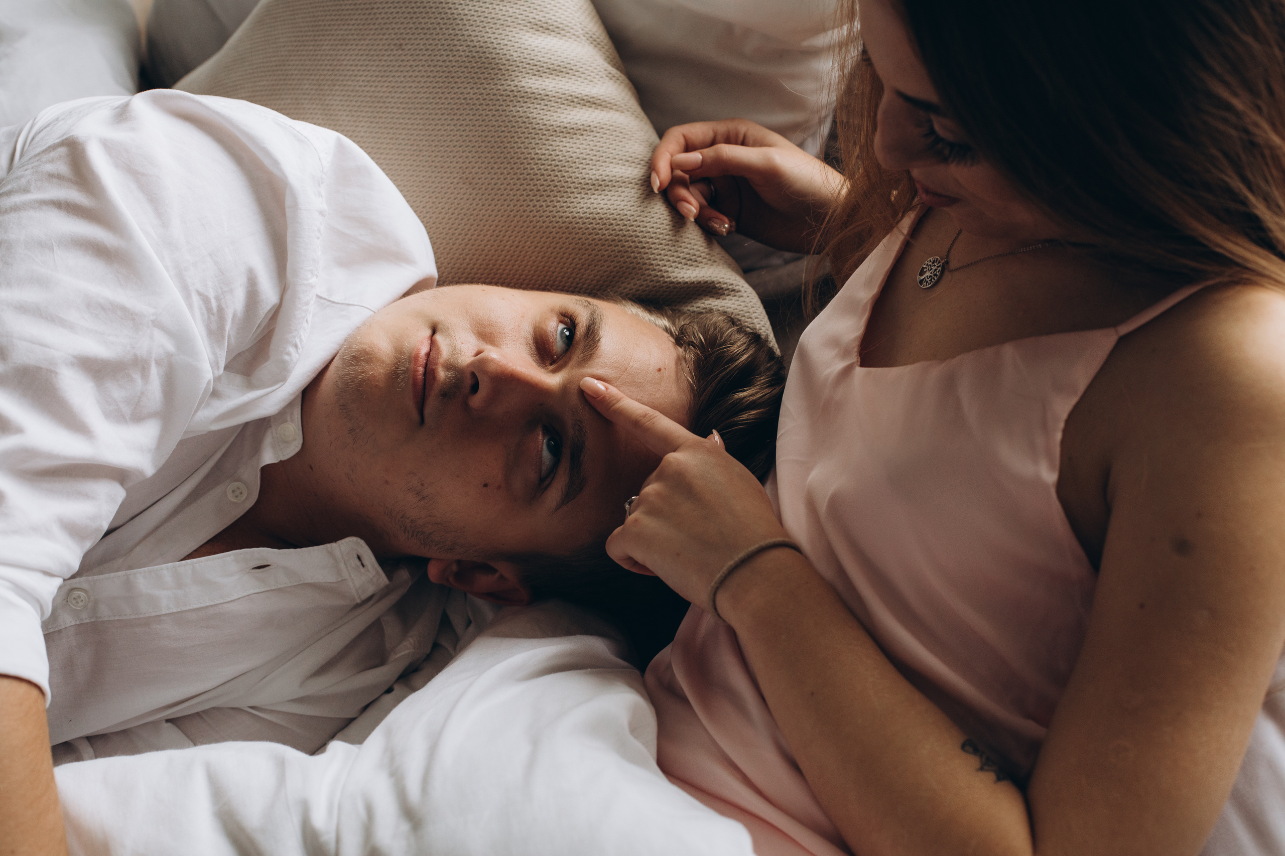 Красивая съемка в студии и на море. Фотограф Дмитро Чернявський